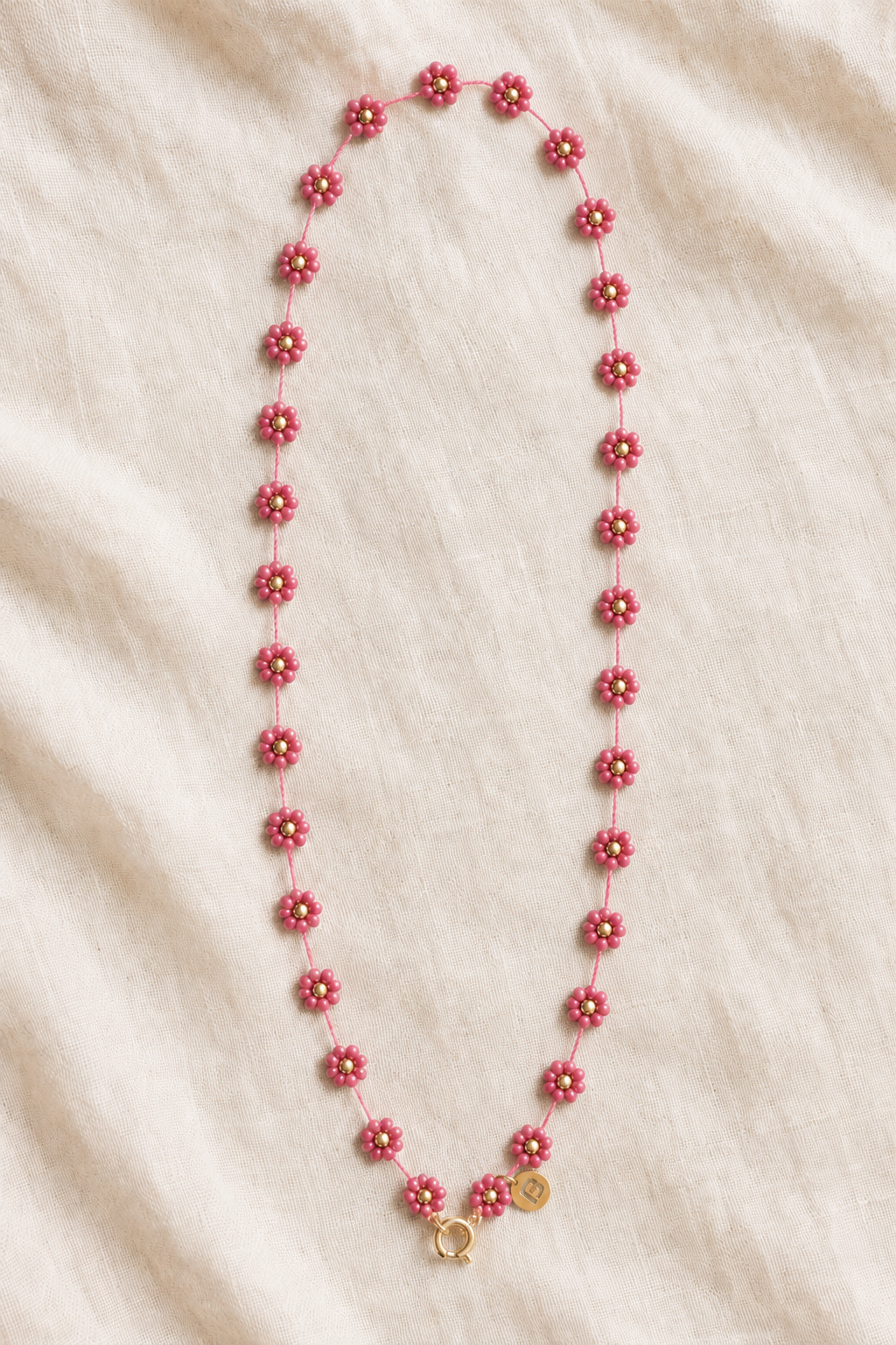 Daisy Flower Necklace Cerise