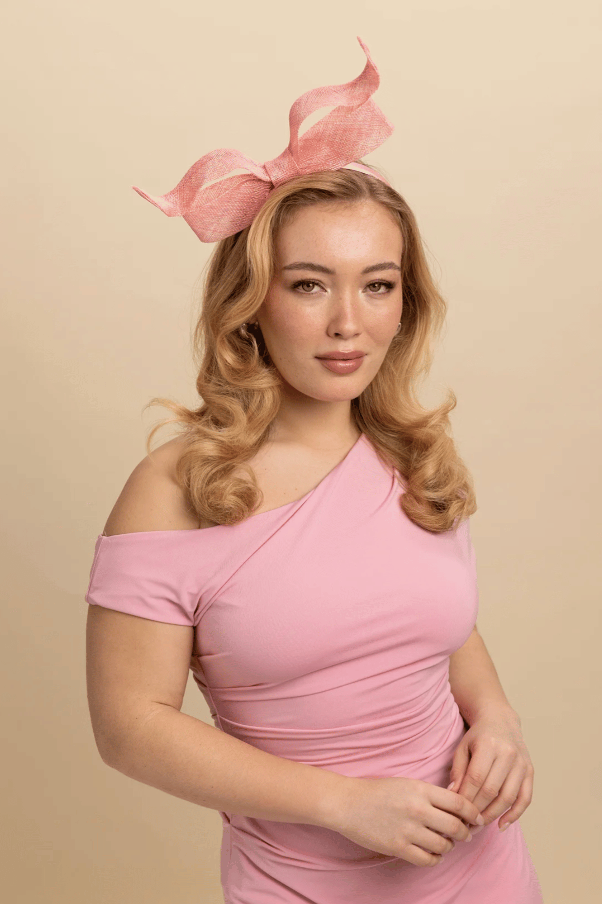 Sutton Fascinator in Pink