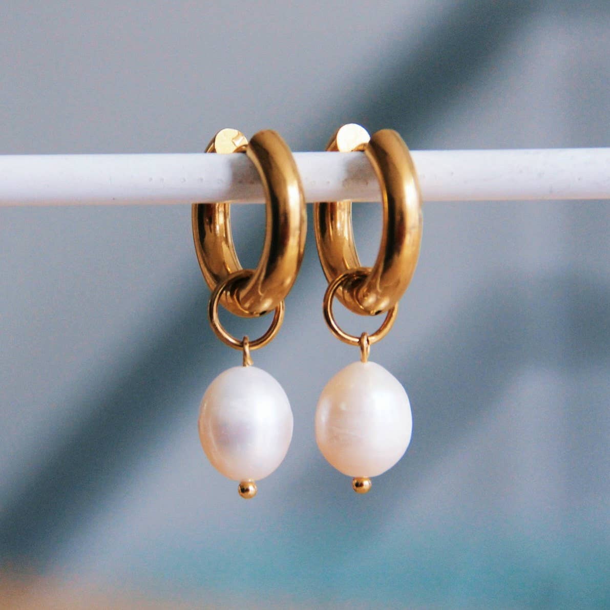 Freshwater Pearl Gold Hoops