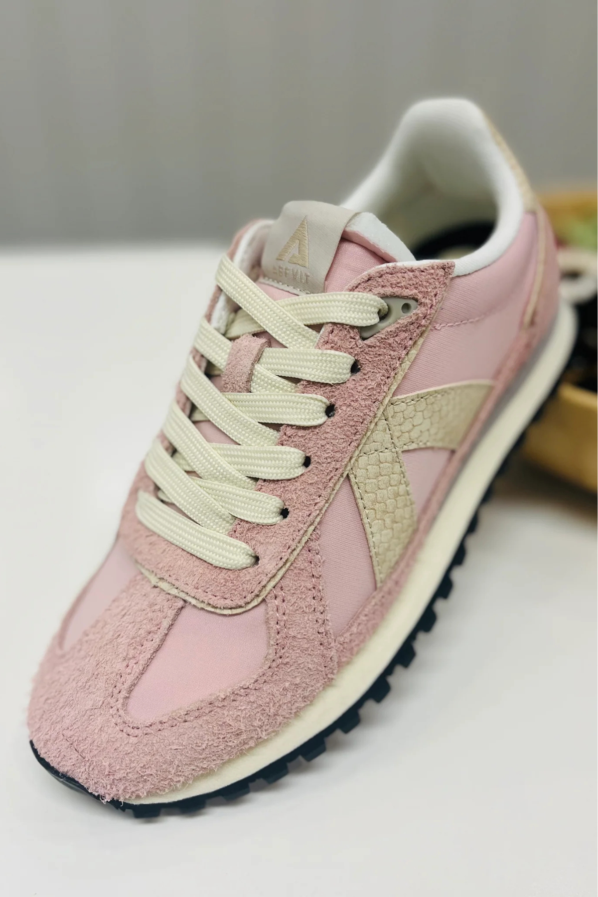 Gate Sneaker Pink Snake Gold