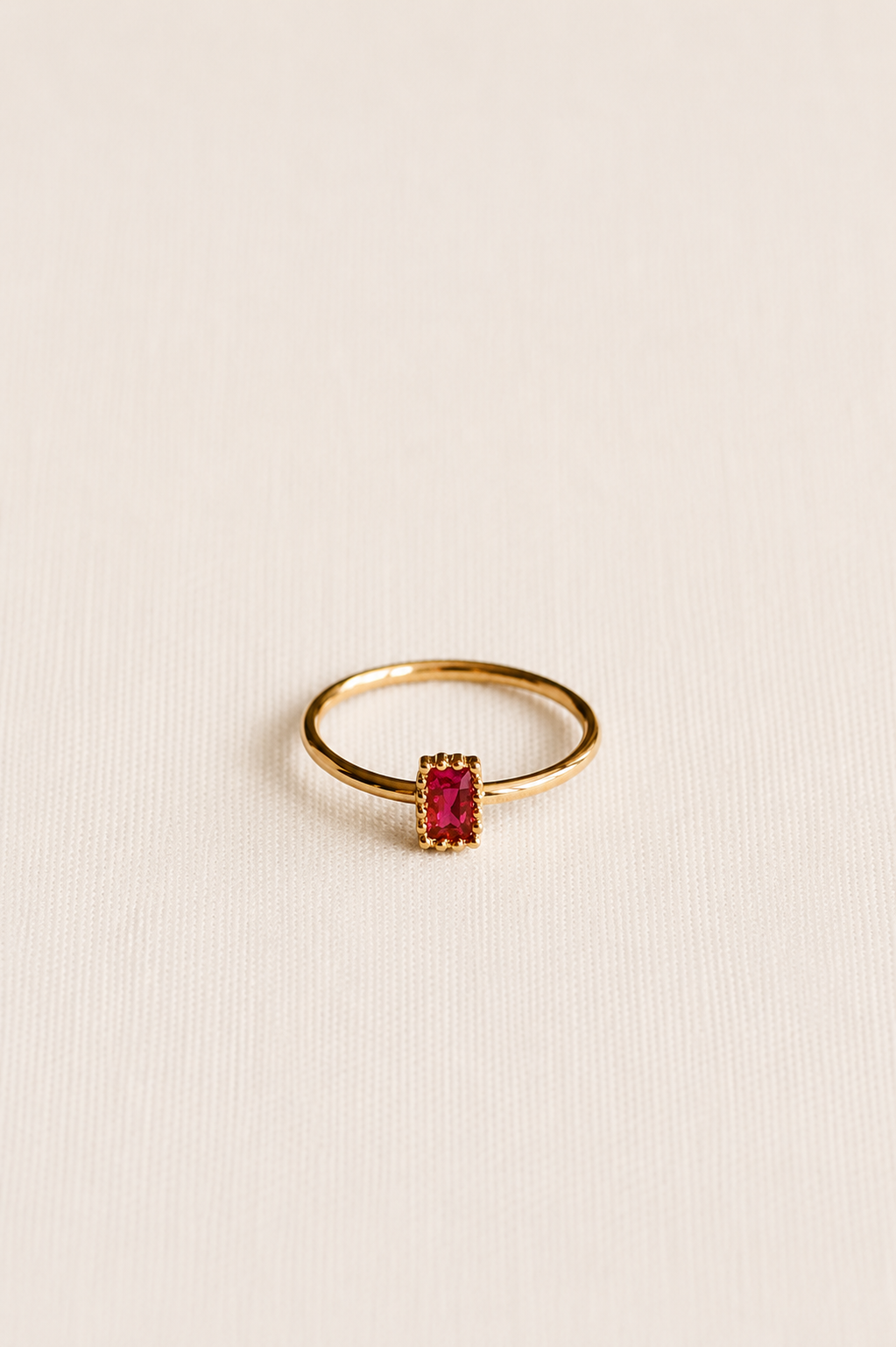 Minimalist Ring Crystal Stone Fuchsia