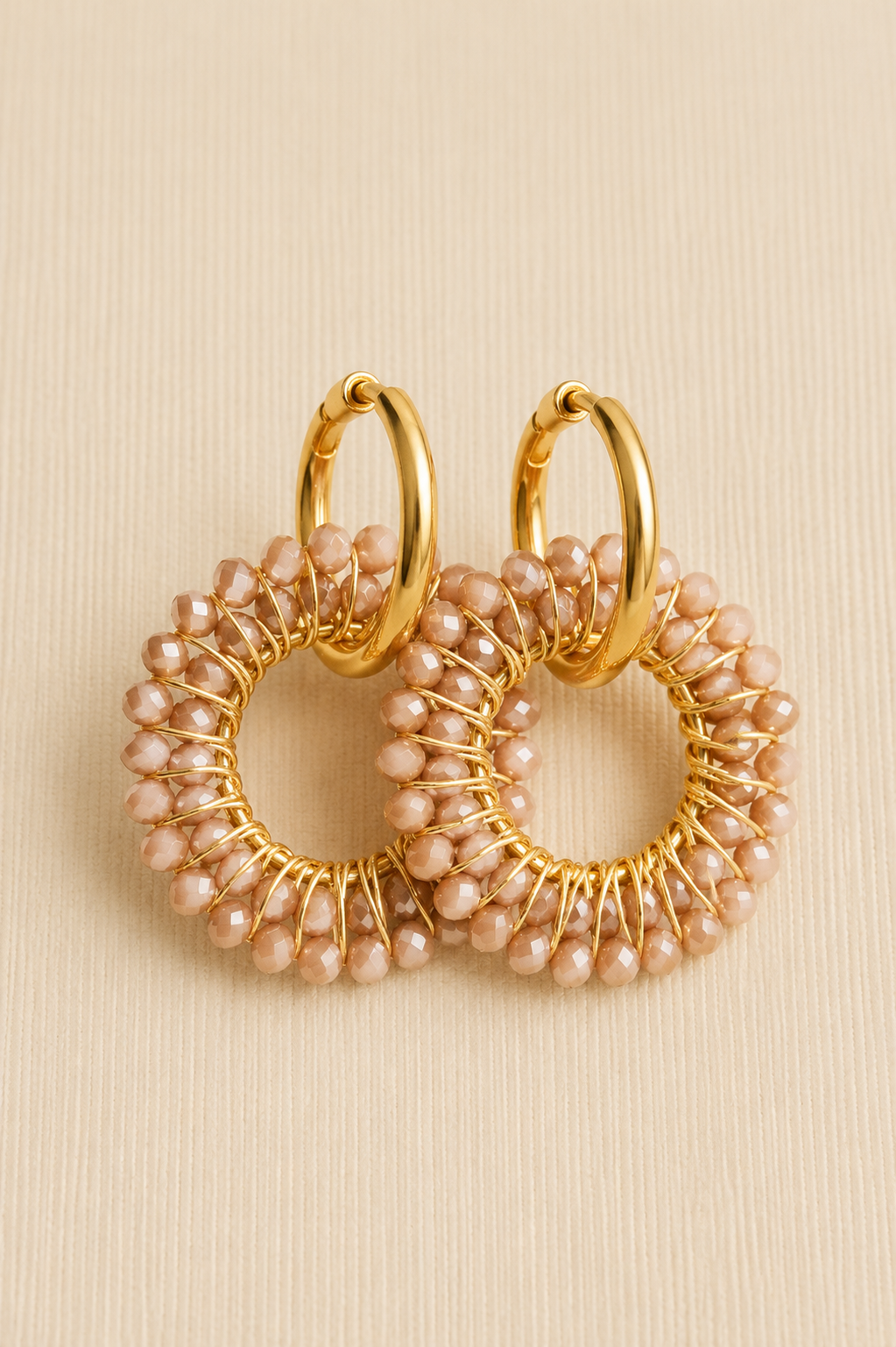 Round Pendant Earring Mocha