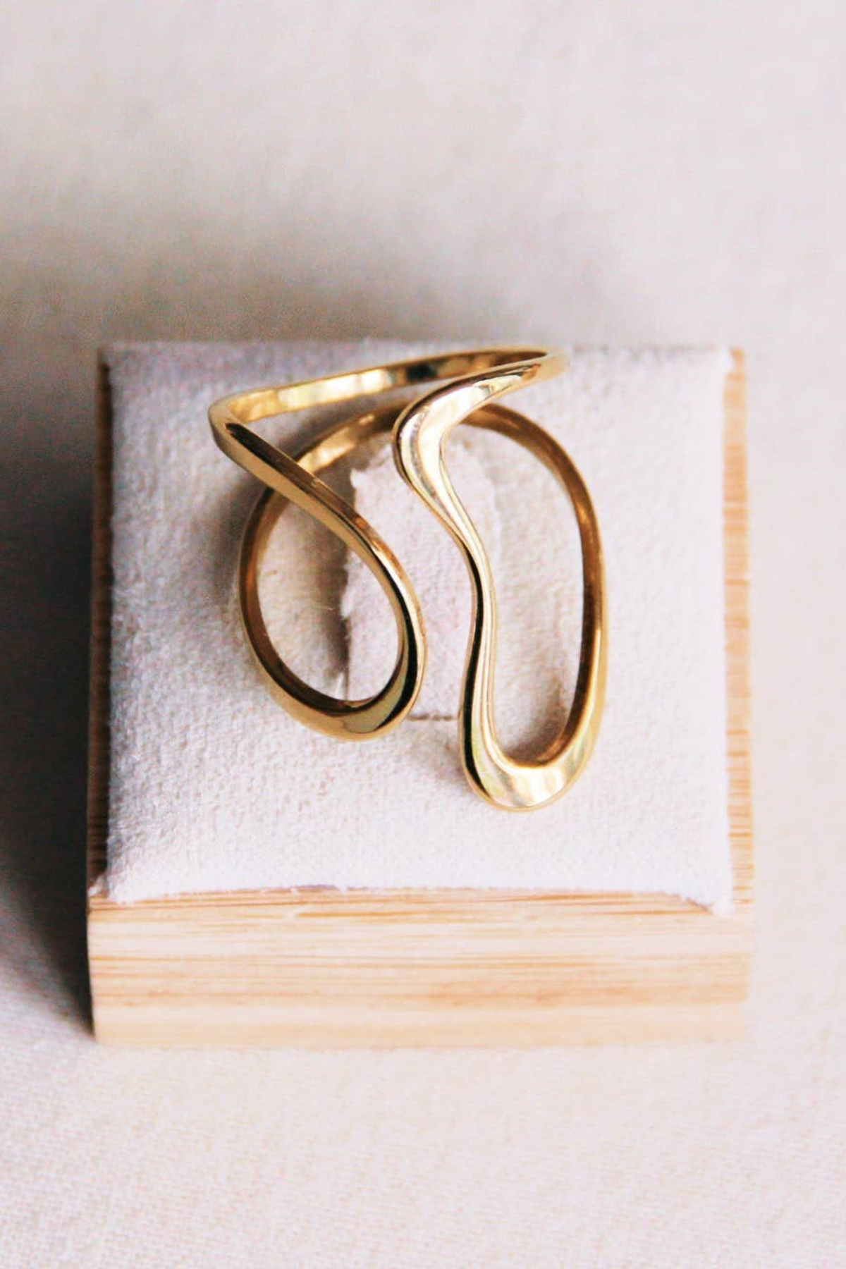 Retro Statement Gold Ring