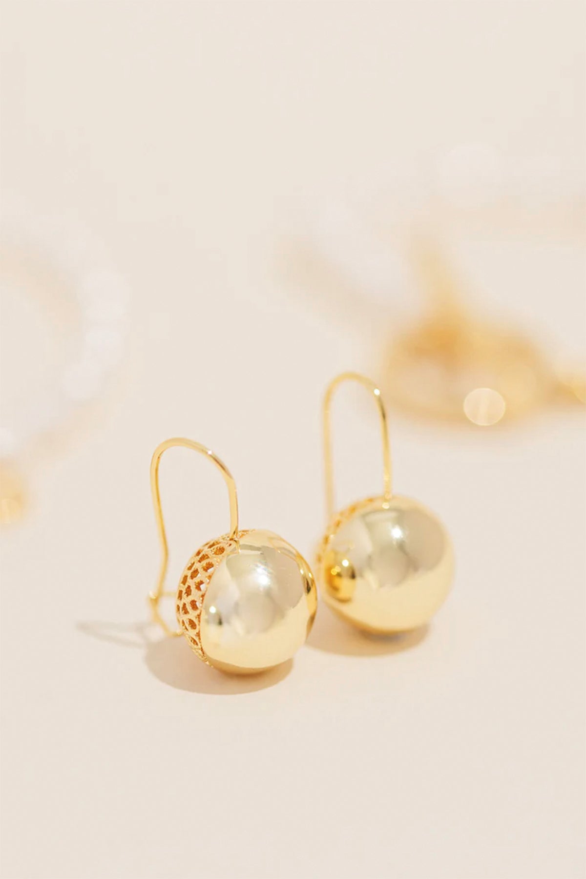 Chelsea Gold earring