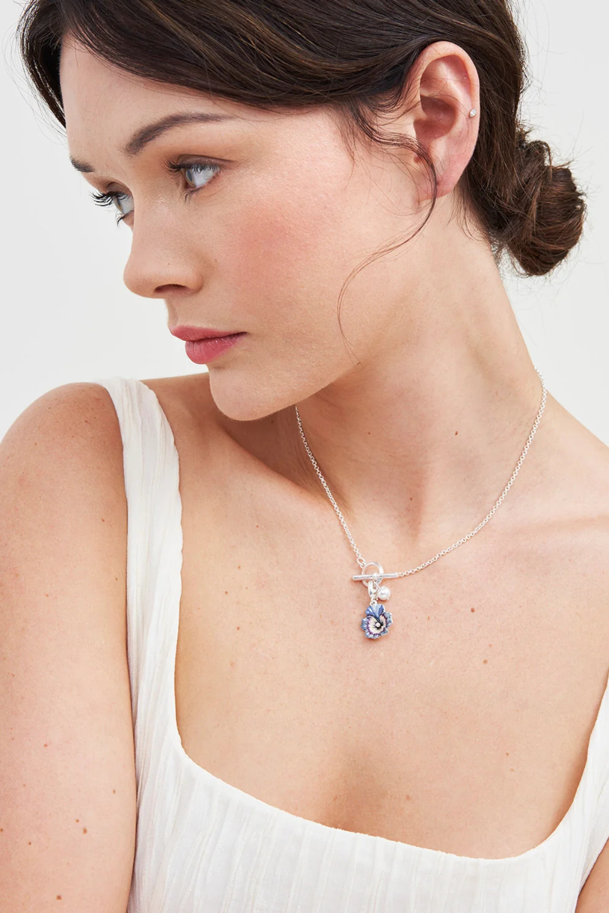 Pansy Pearl Silver Toggle Necklace