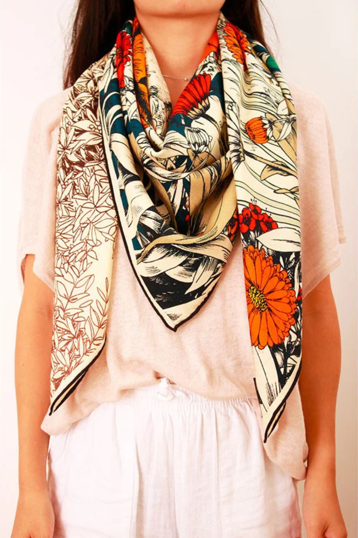 Wool and Silk Heloise Pivoines Orange