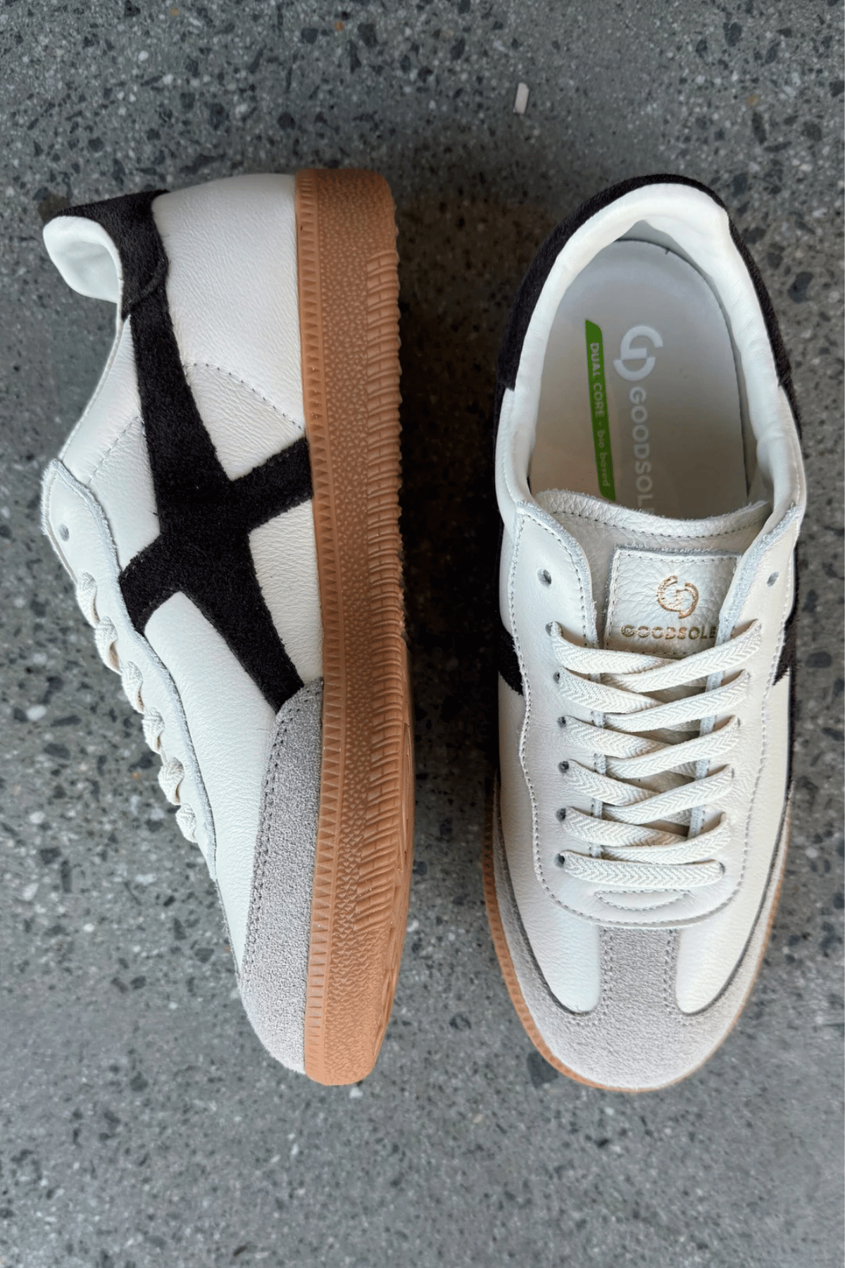 Crossroads Ivory/Coffee Leather Sneaker