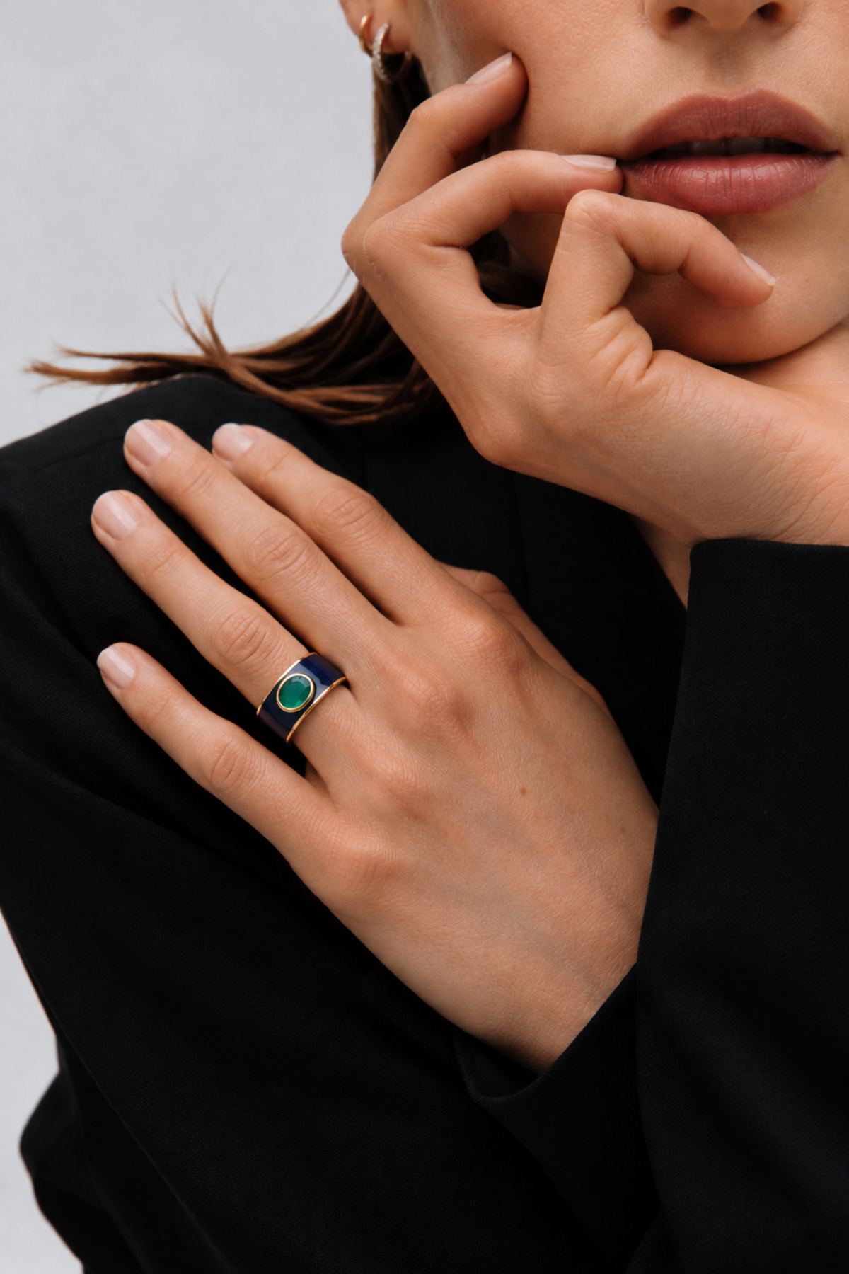 Hazel Oval Stone With Enamel Band Ring Navy + Green