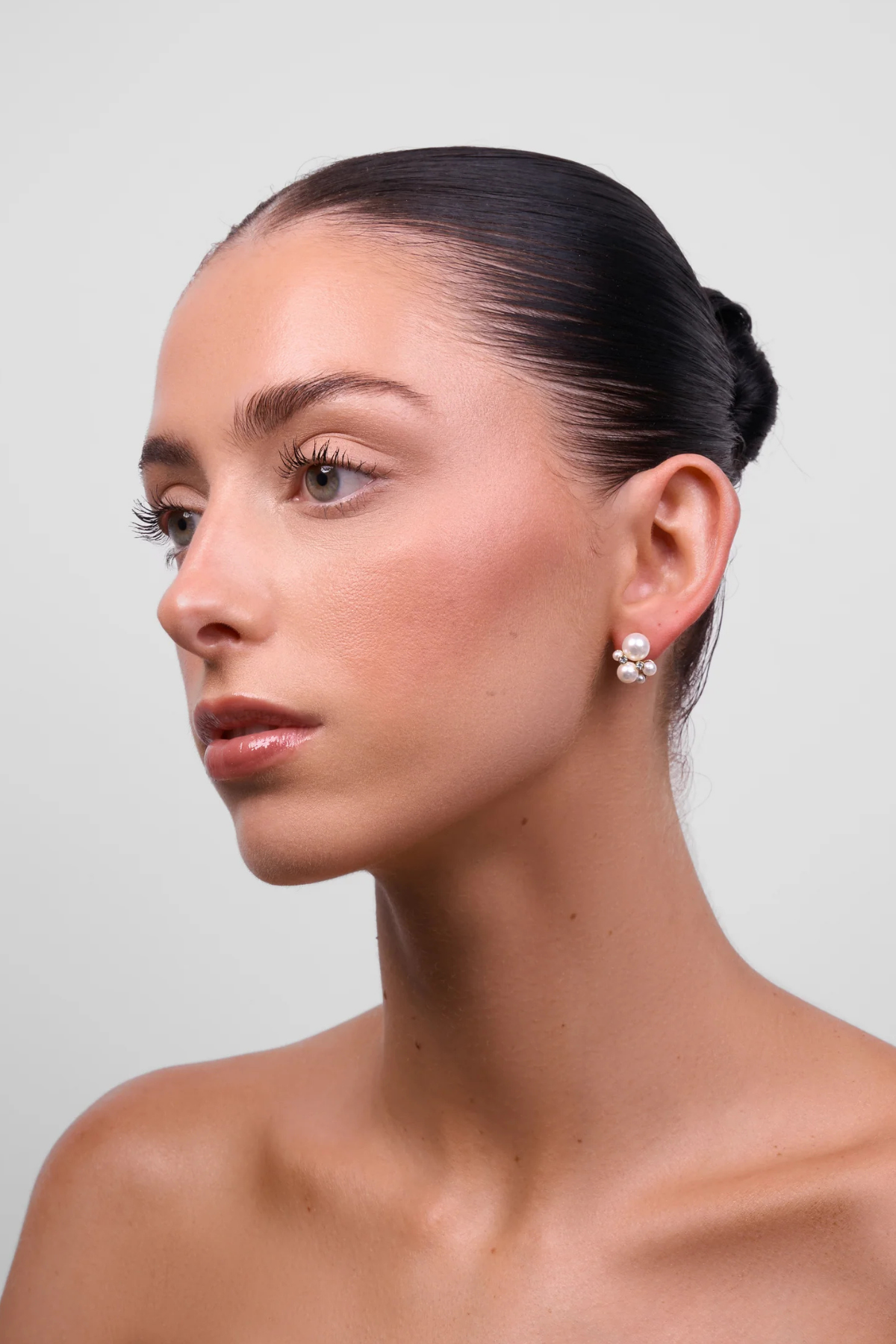 Rochelle Gold Pearl Earring