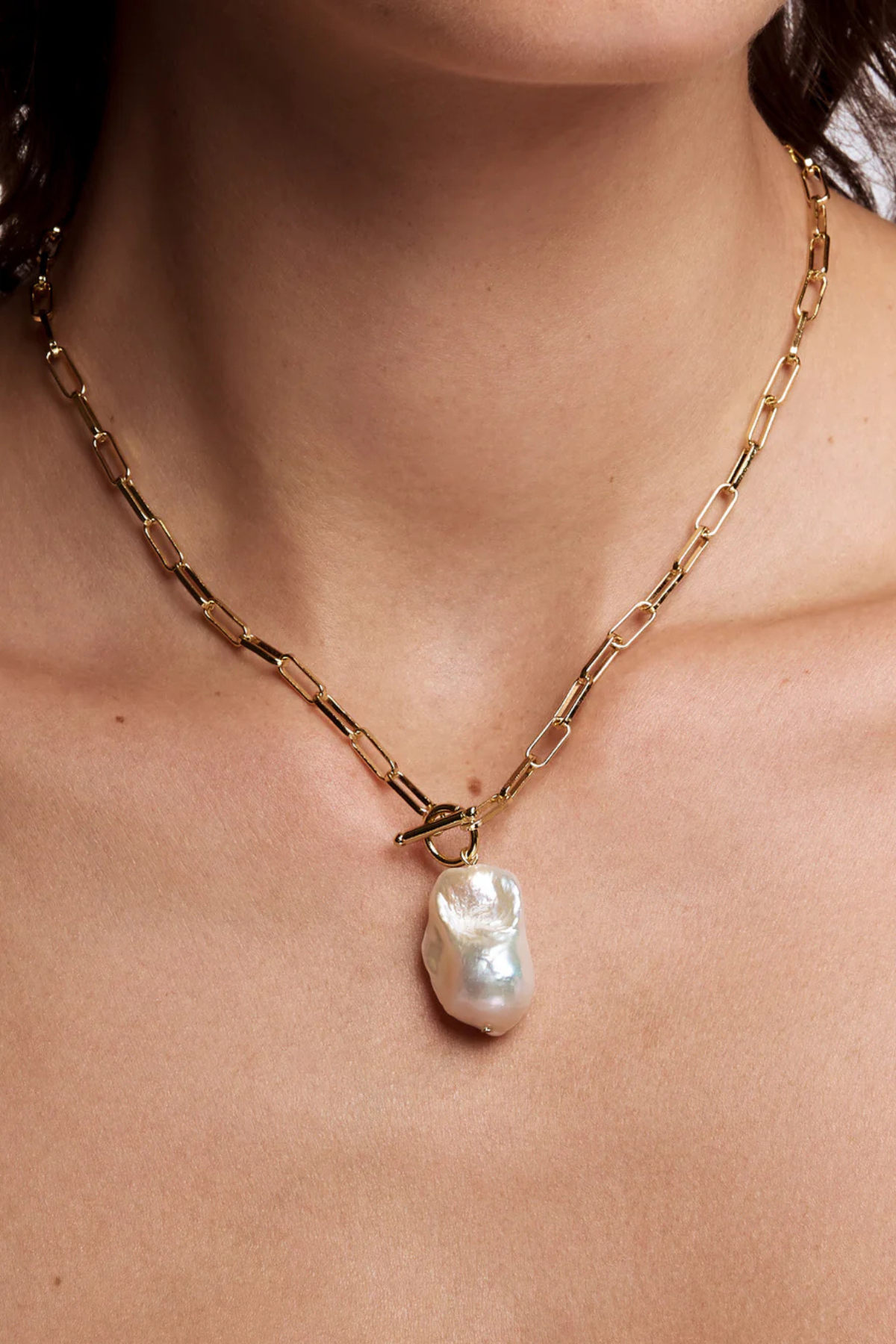 Juliette Gold Pearl Necklace