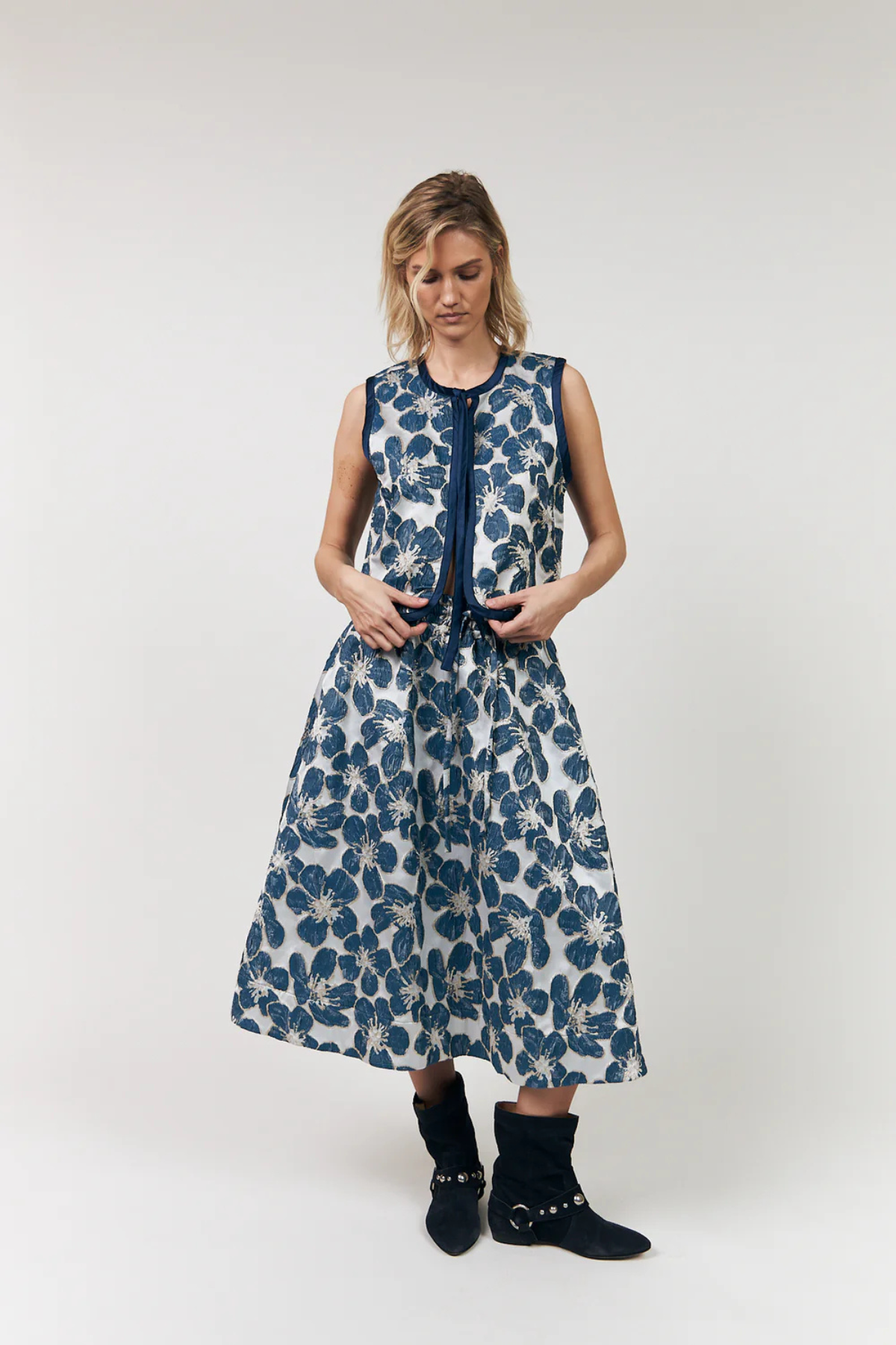 Liv Vest Blue