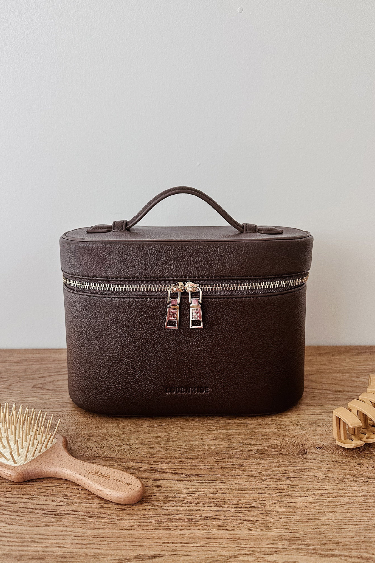Juliette Vanity Case Chocolate