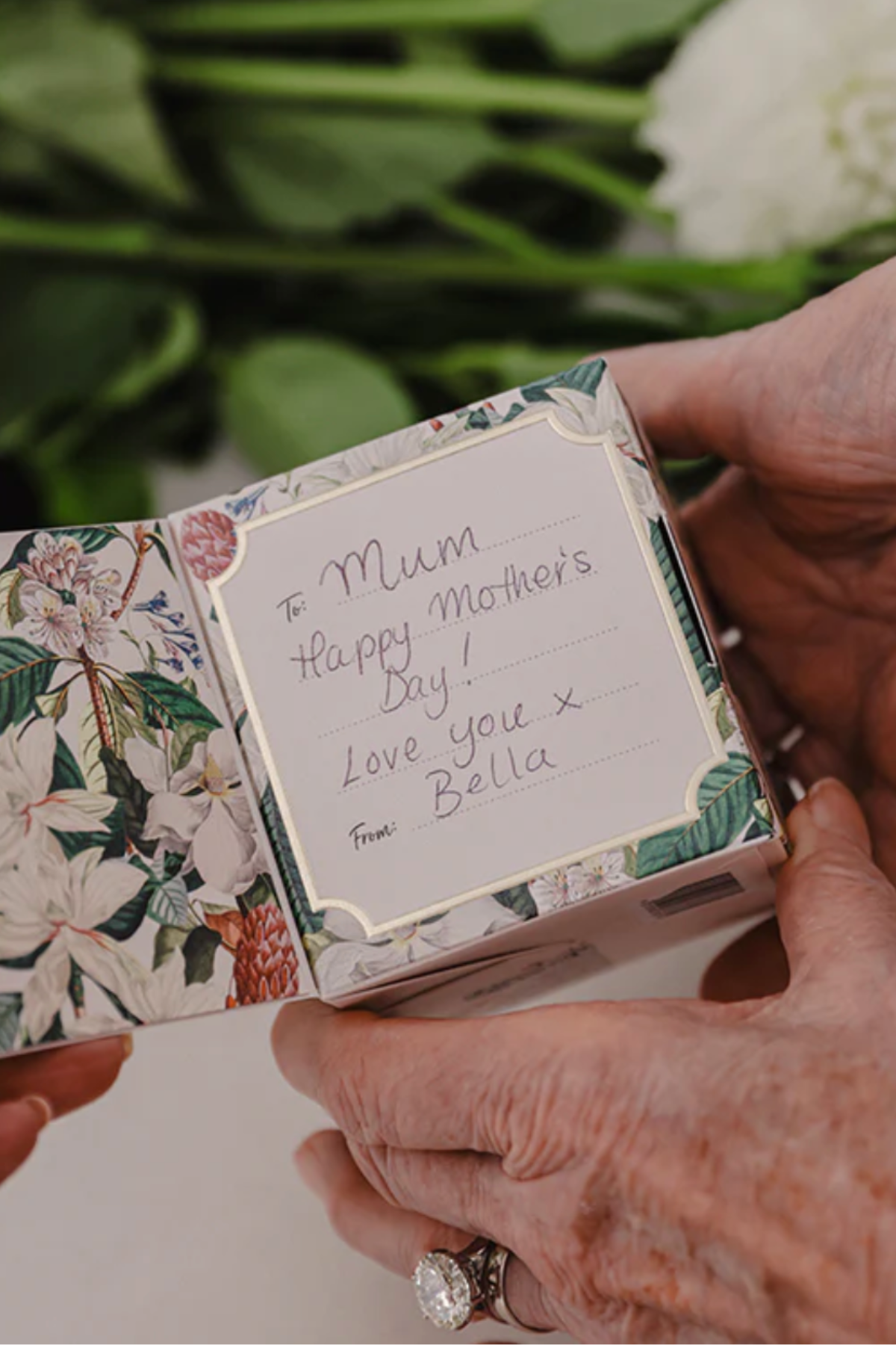 Velvet Petals & Tuberose Limited Edition Mini Candle Card
