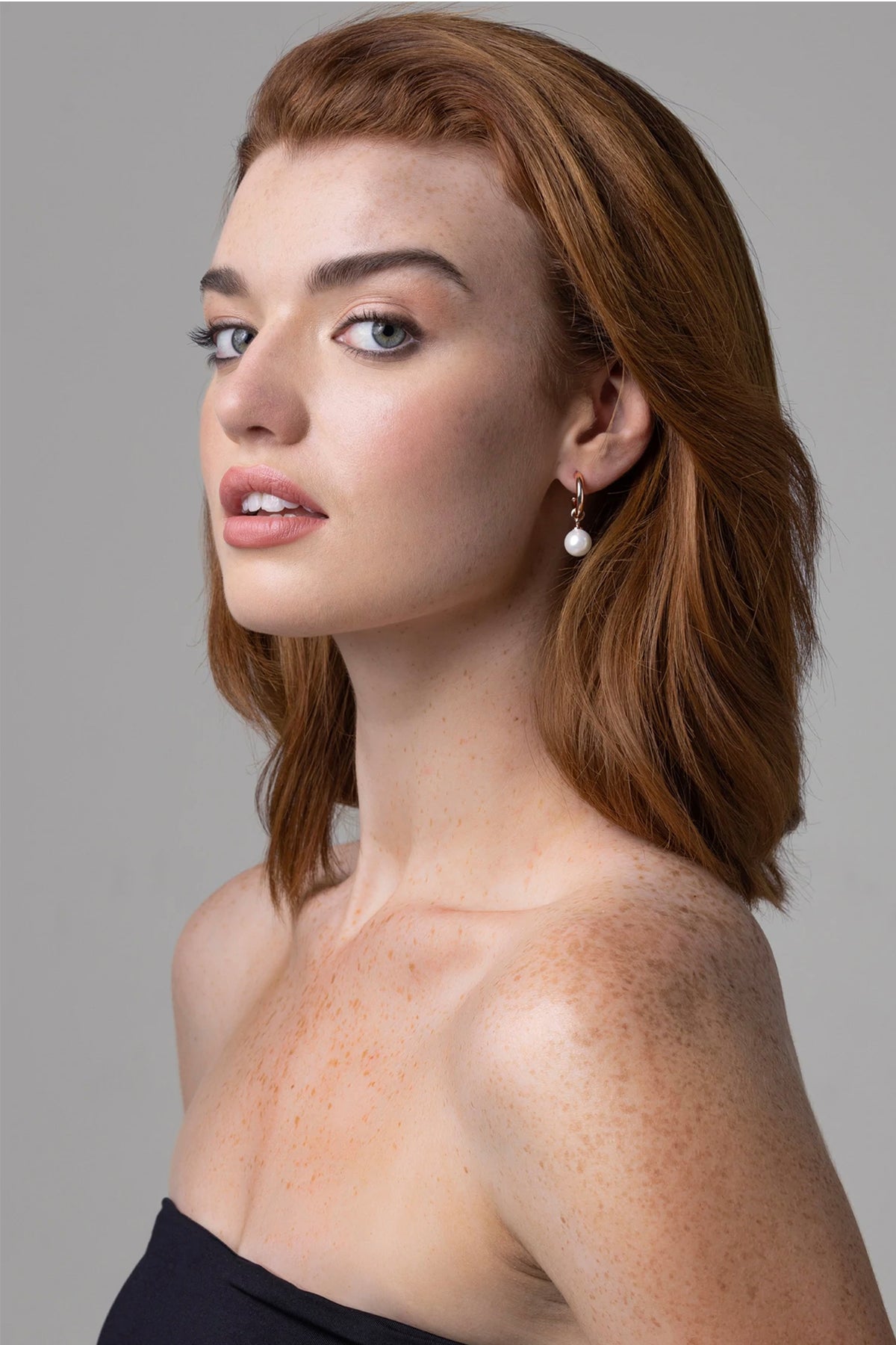 Fleur Gold Pearl Earring