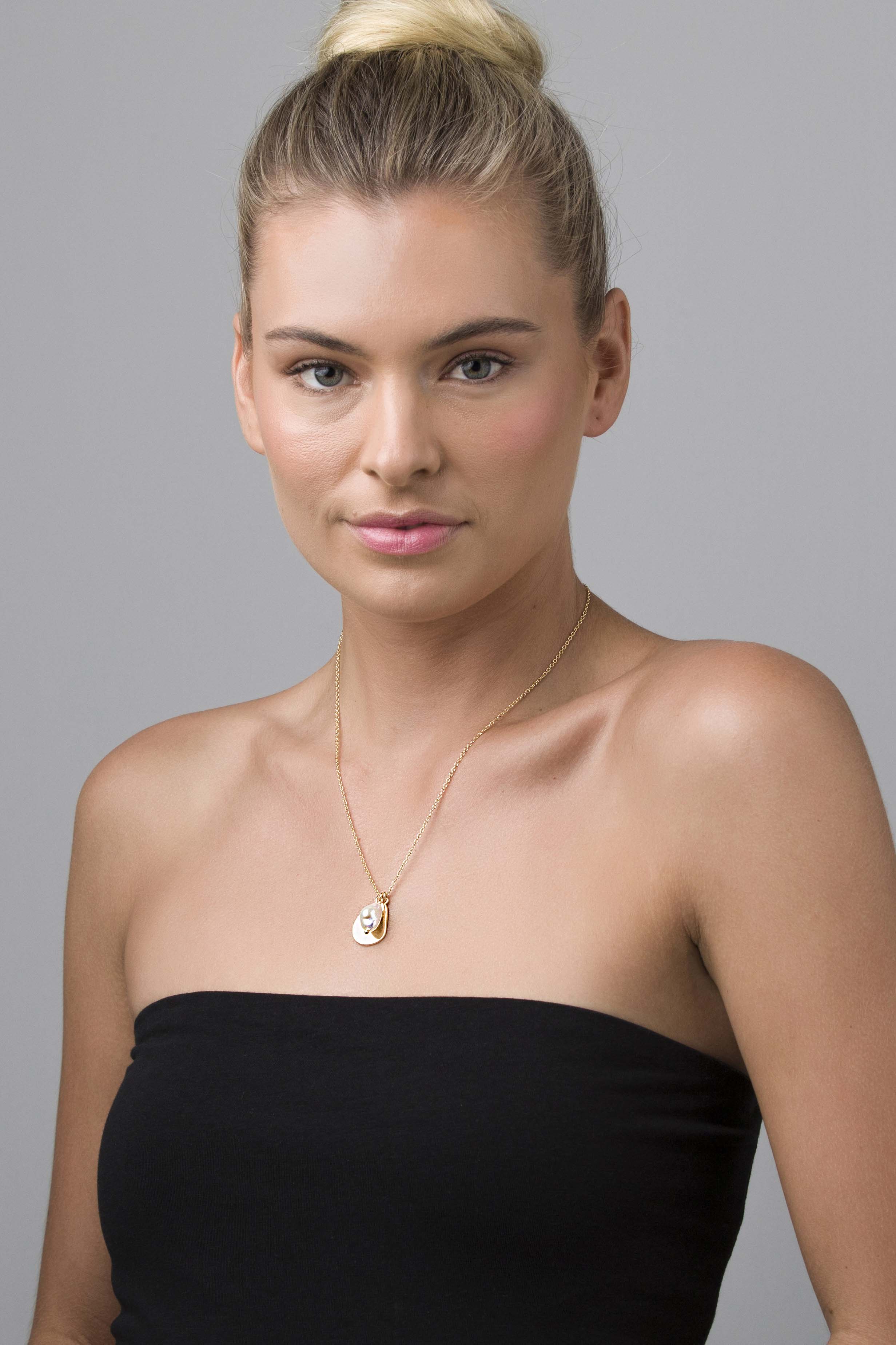 florence gold necklace