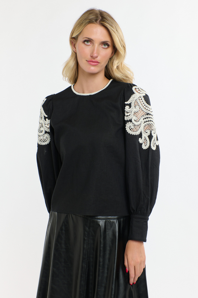 Danbury Top Black Swan