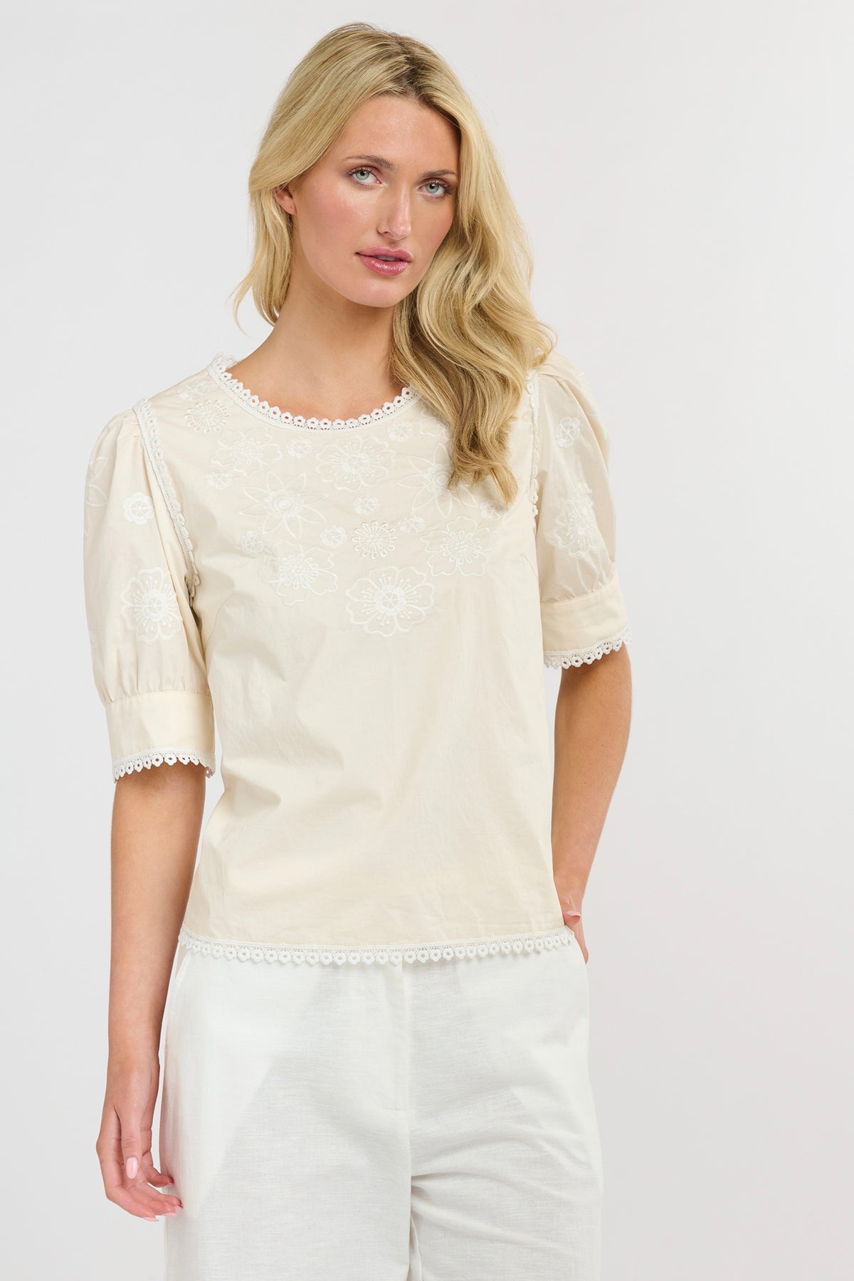 Willow Blouse Almond White