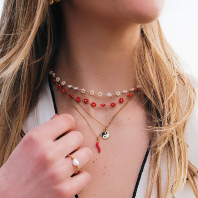 Daisy Flower Necklace Nude