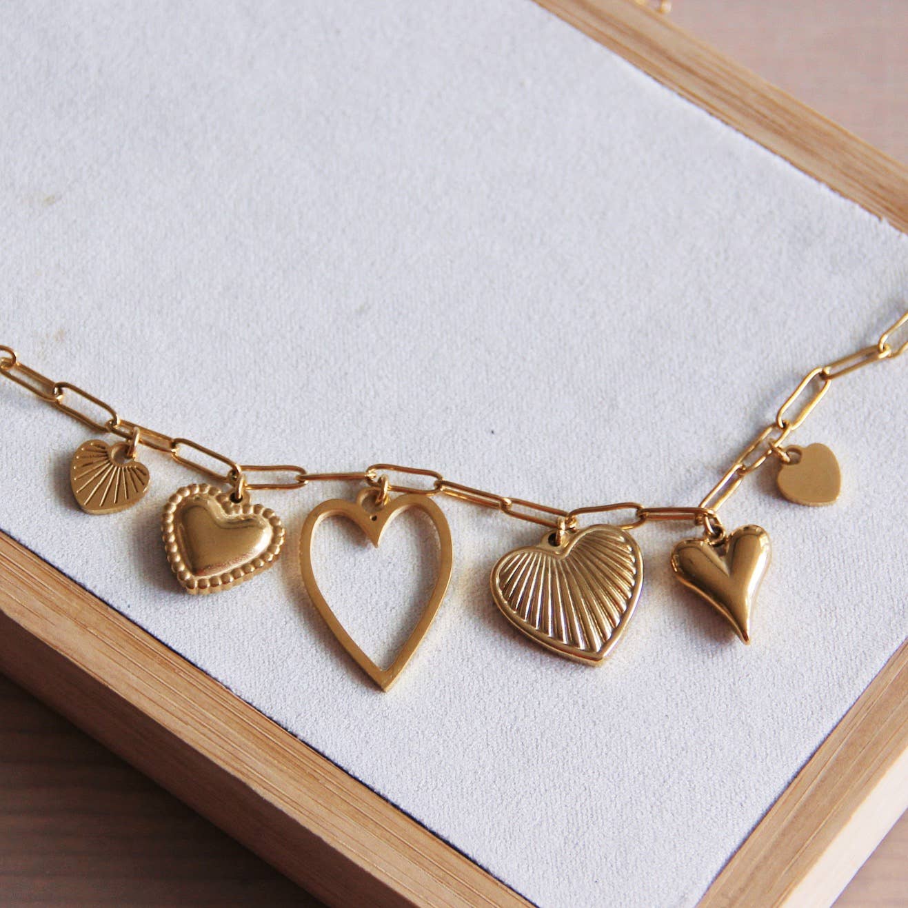 Charm Necklace Heart of Gold