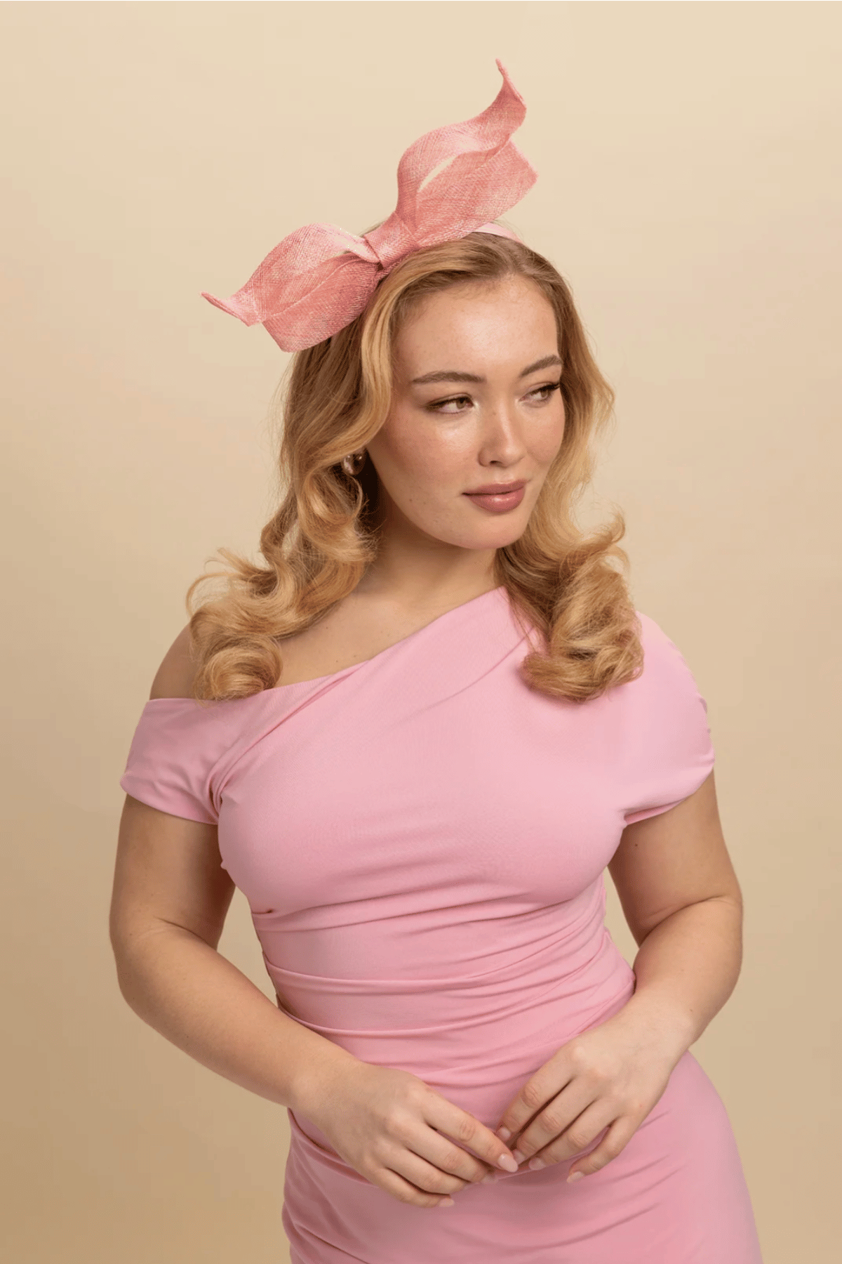 Sutton Fascinator in Pink