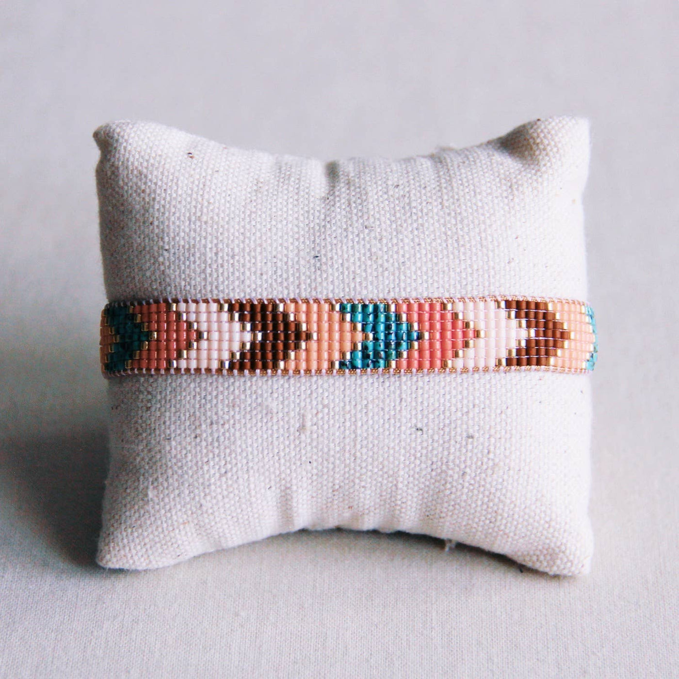 Weaving Arrows Bracelet