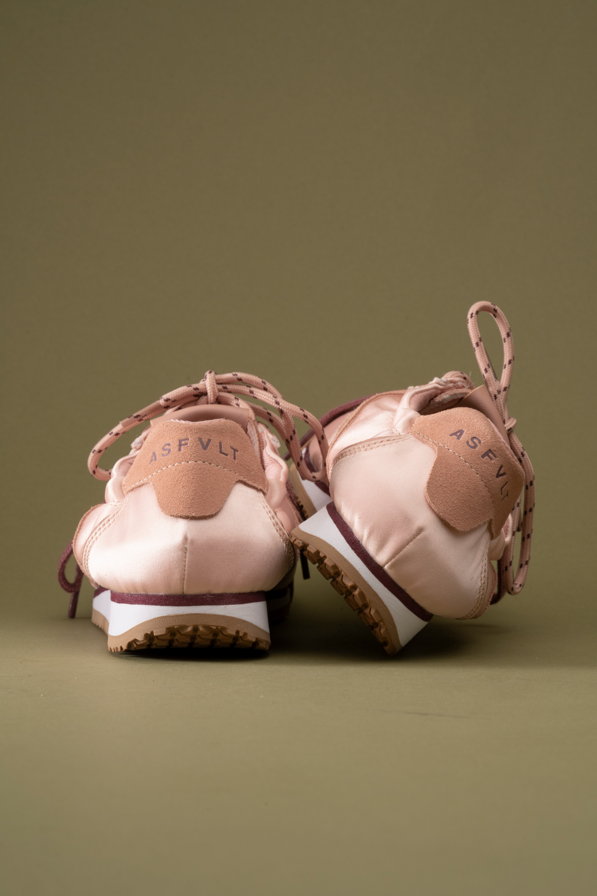 Grace Sneaker Rose Satin