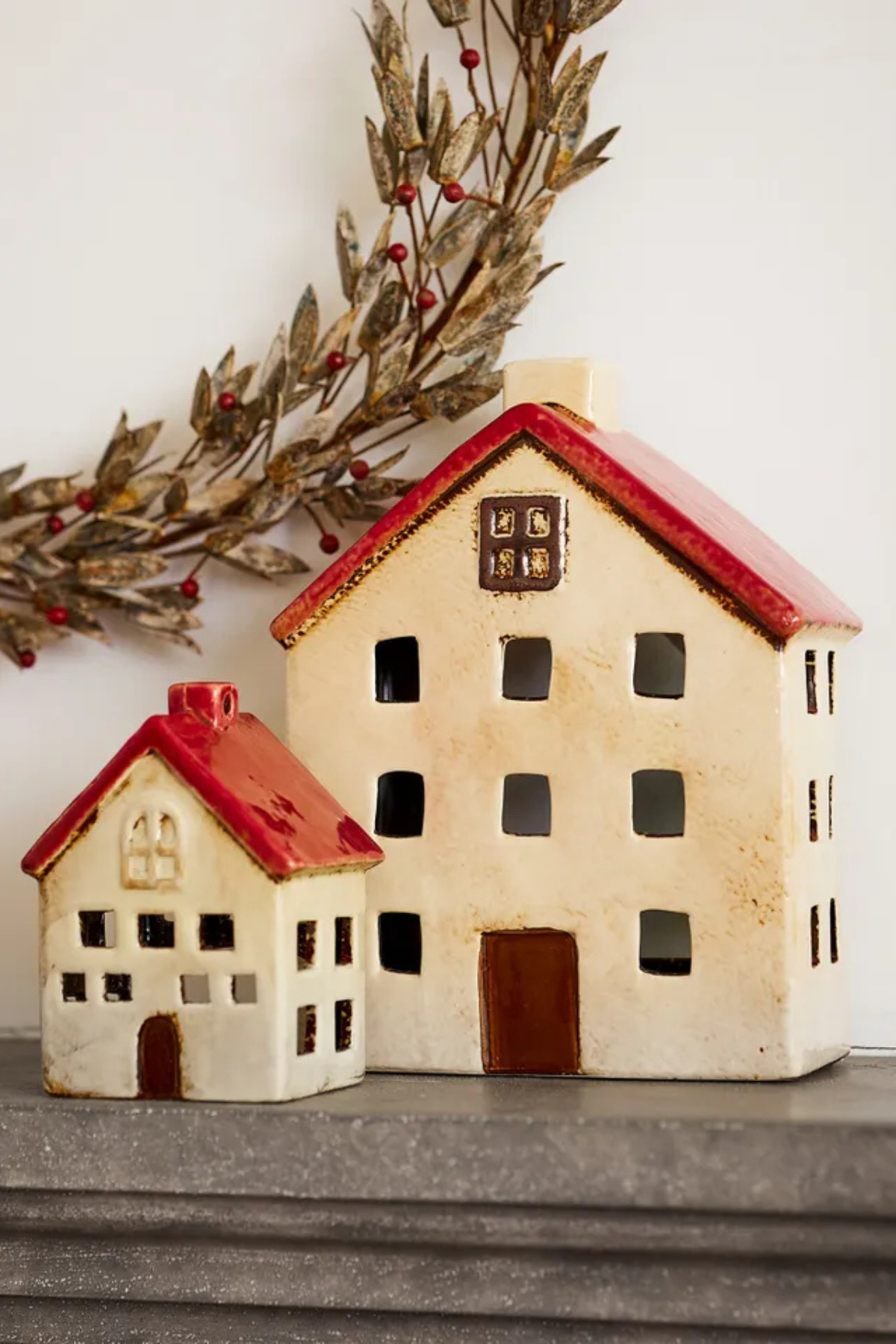 Alsace Tea Light Villa Red White