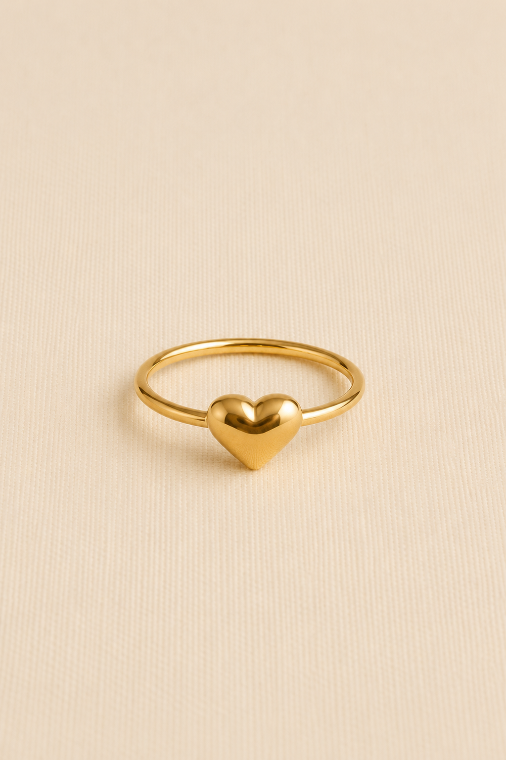 Minimalist Ring Heart