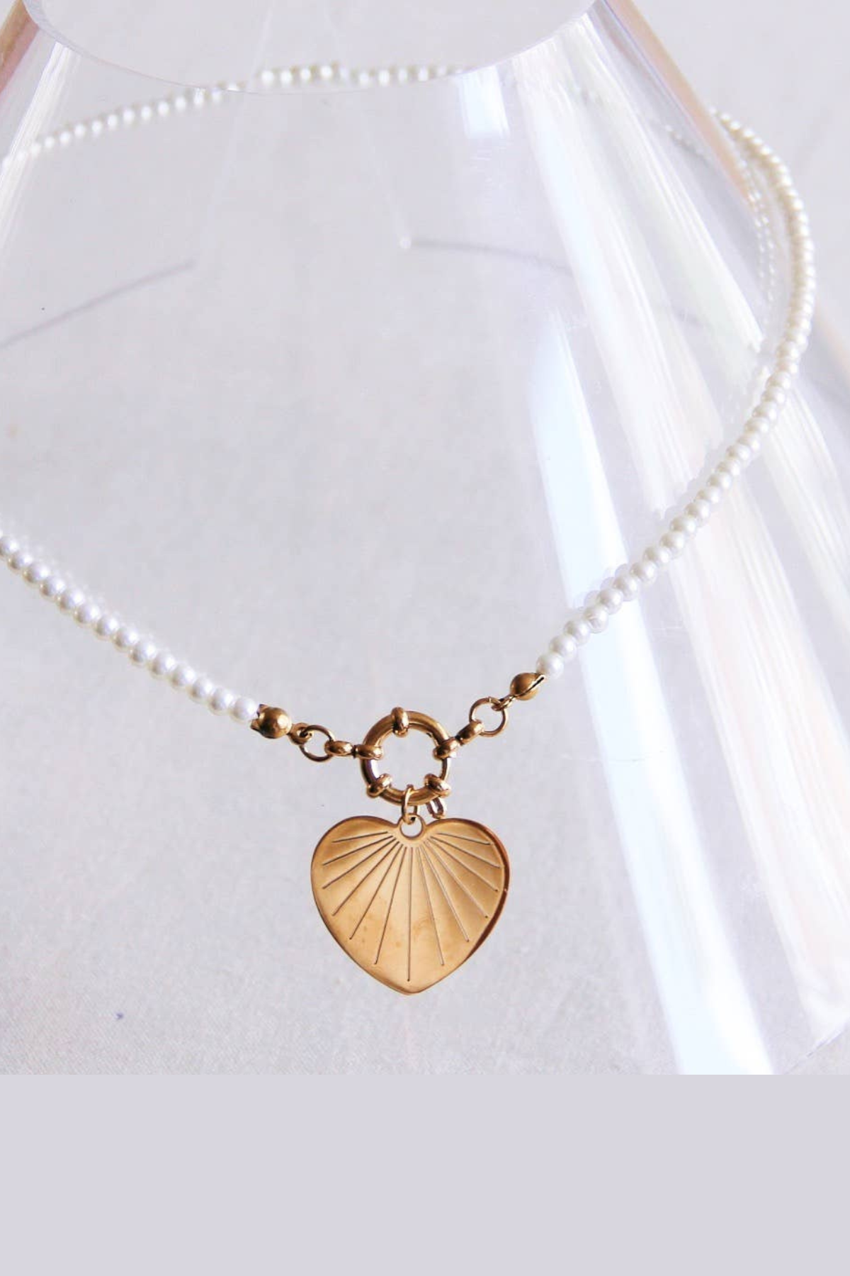 Pearl Heart Clasp Necklace