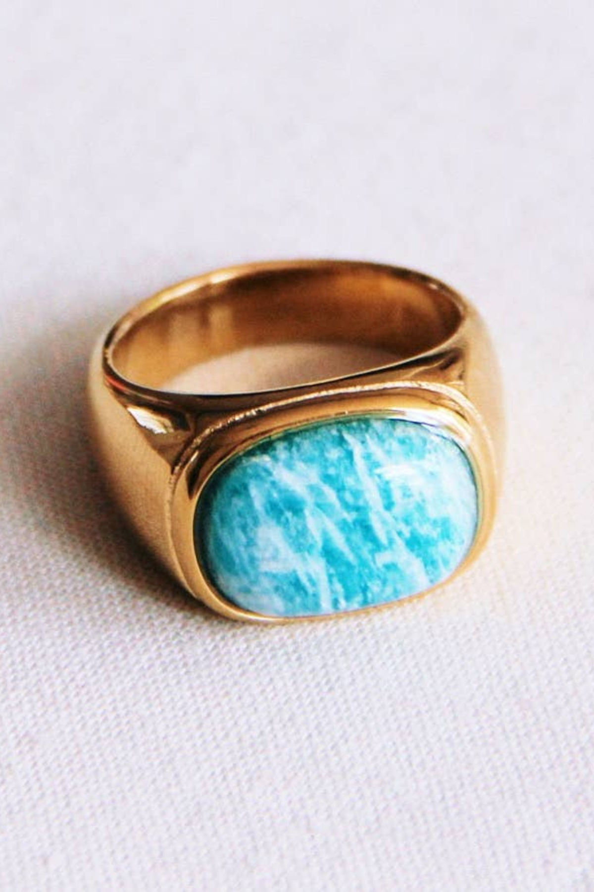 Solid Ring Stone Mint