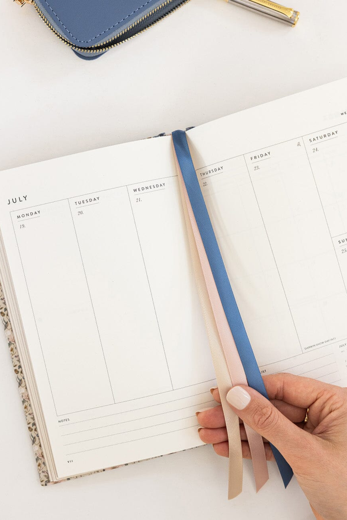 2027 Petite Vertical Planner Duchess Blooms