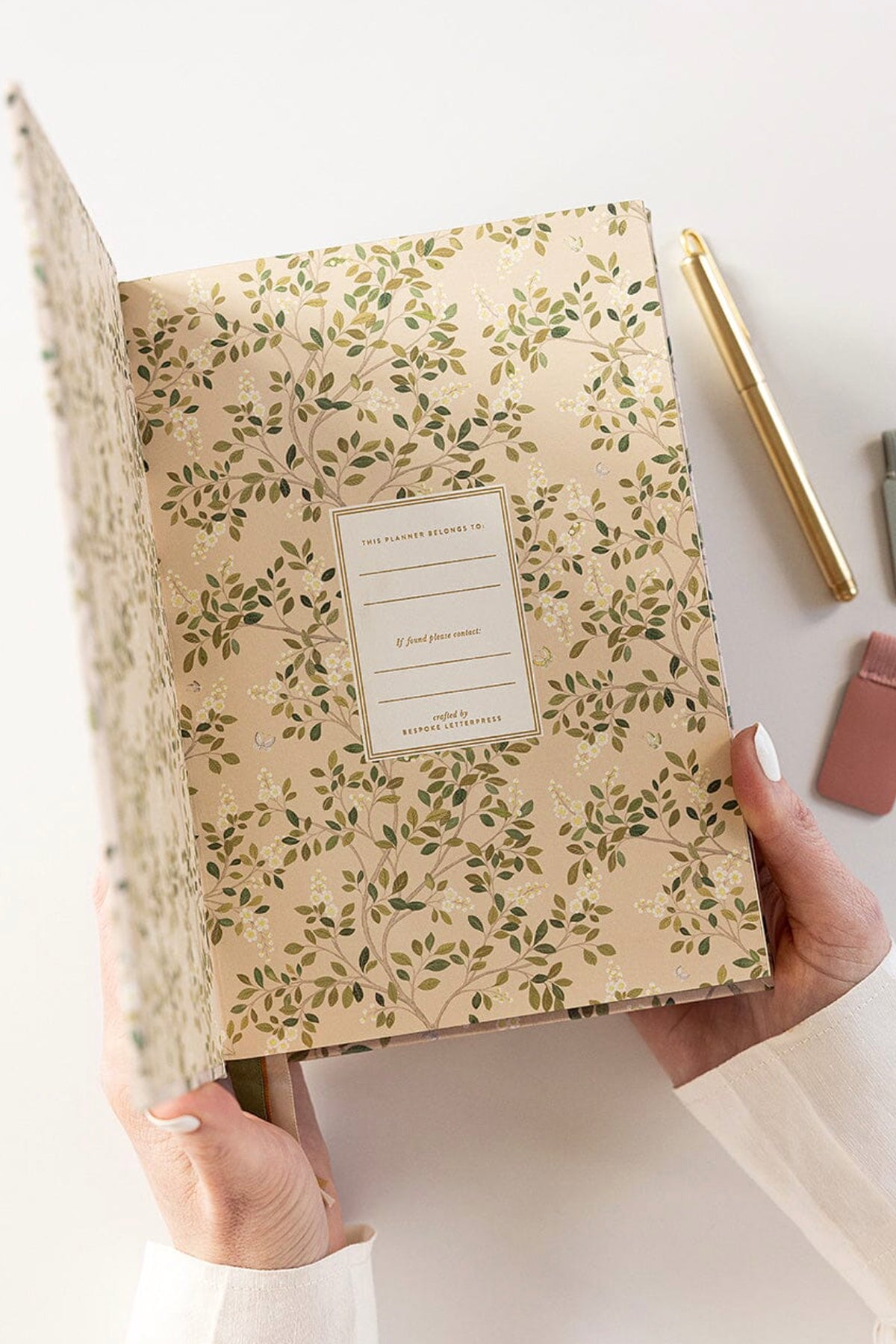 2025 Desktop Linen Bound Planner White Blossoms