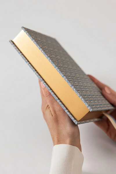 2026 Day to a Page Linen Bound Planner