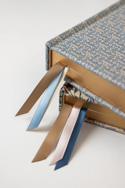 2026 Day to a Page Linen Bound Planner