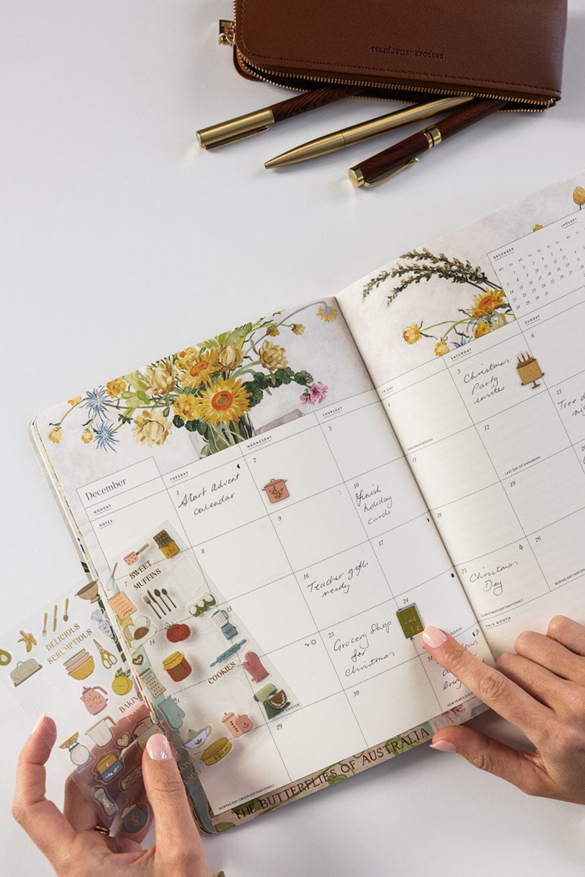 2026 Monthly Calendar Notebook