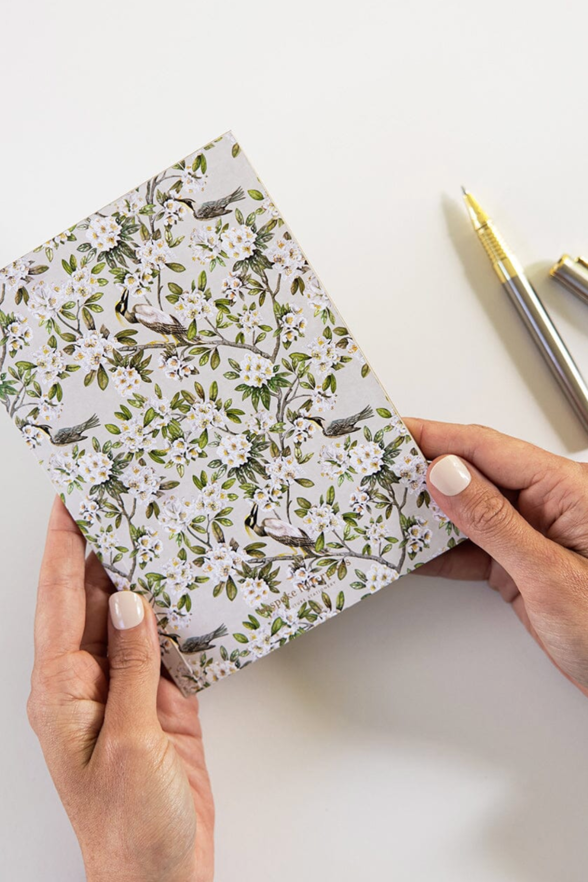 Pocket Notebook Victoria