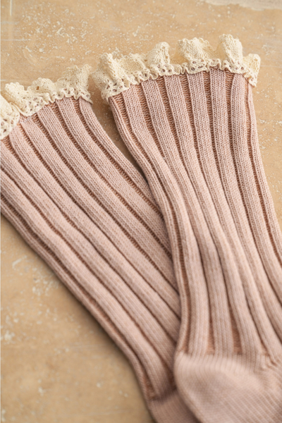 Dye & Wash Crochet Trim Socks Mauve