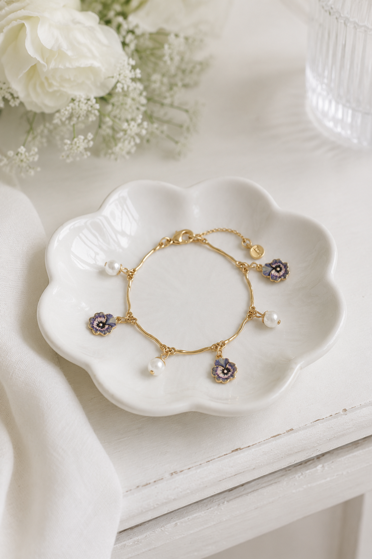 Pansy Pearl Gold Charm Bracelet