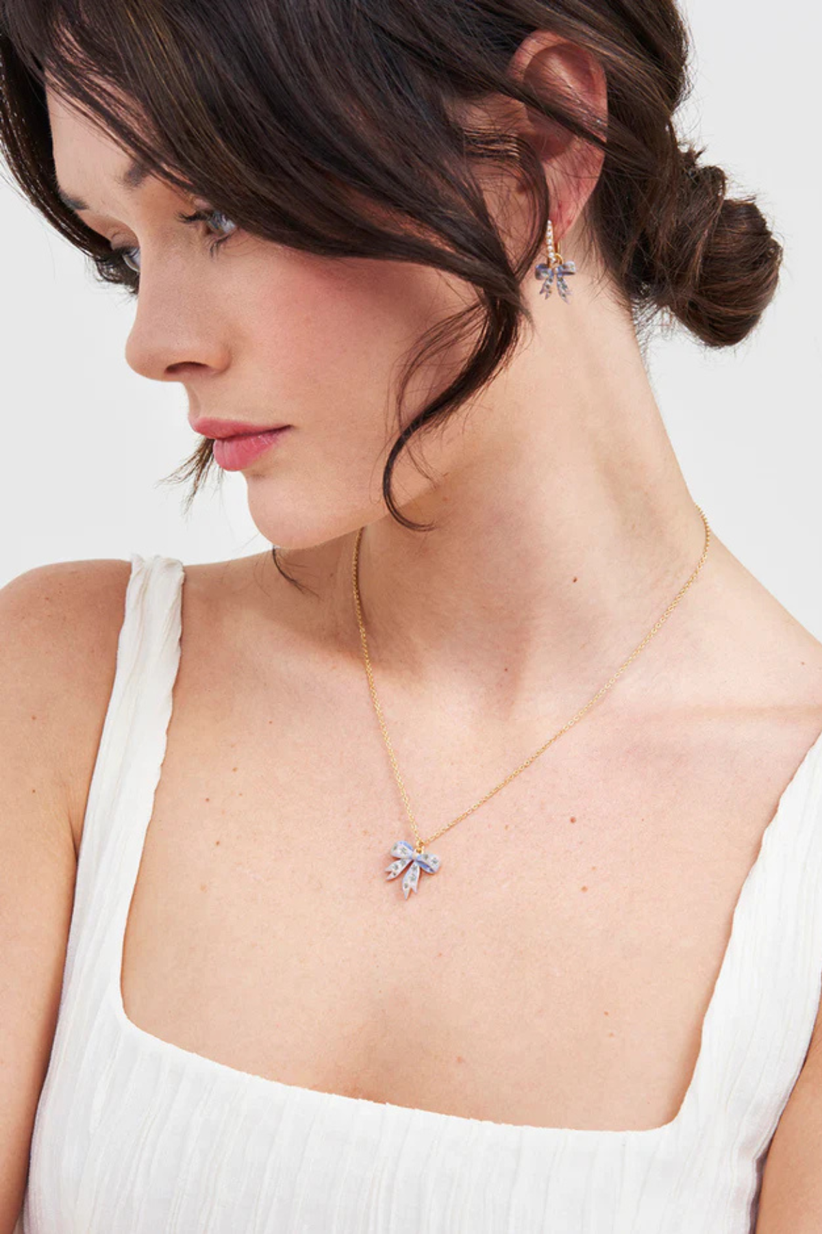 Bow Pendant Necklace