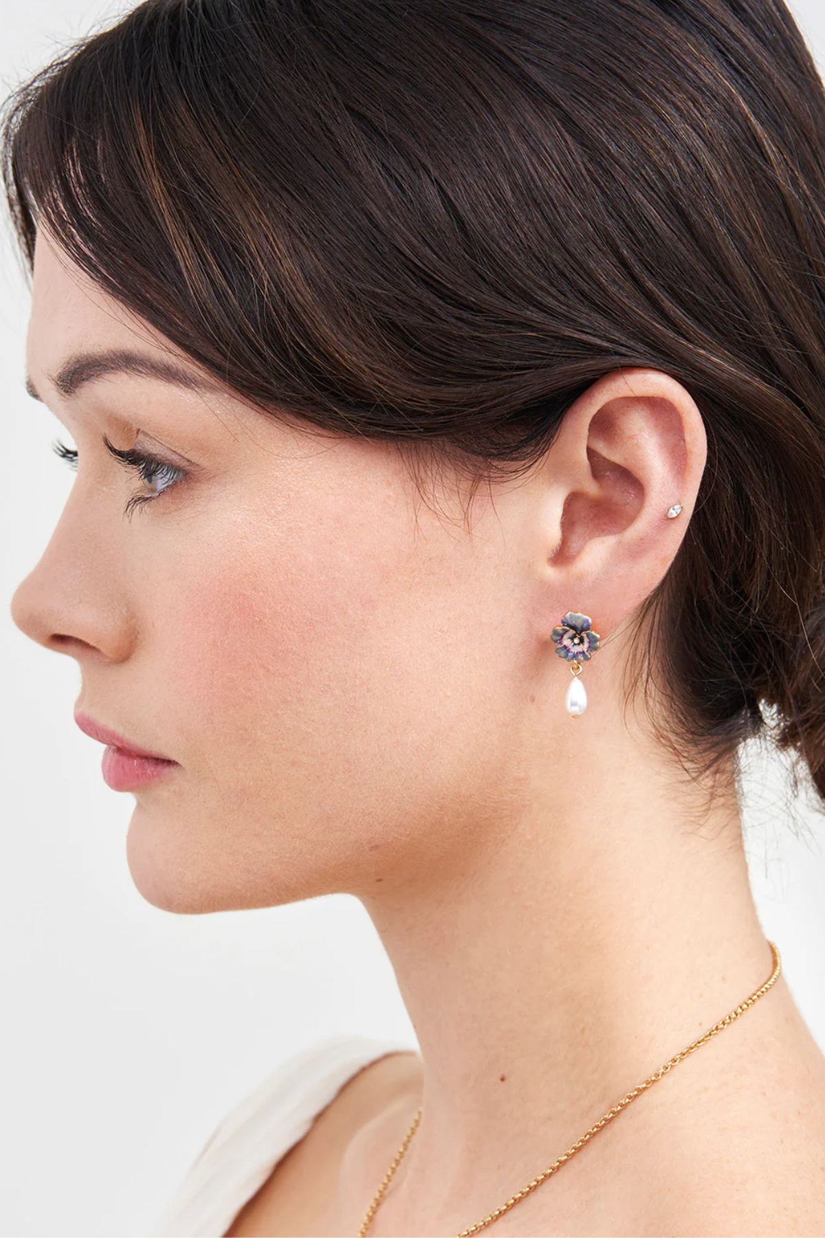 Pansy Pearl Earrings