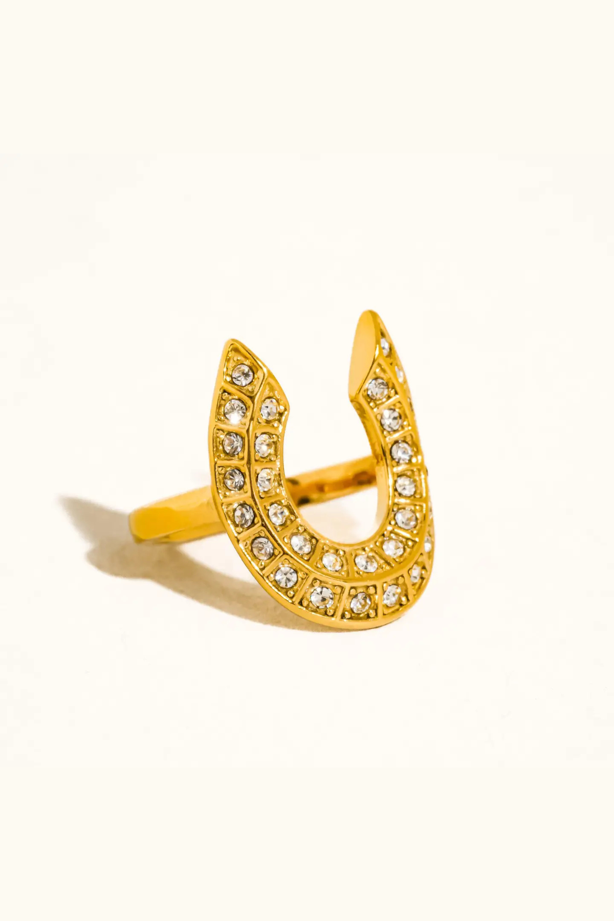 Maevric Horseshoe Ring