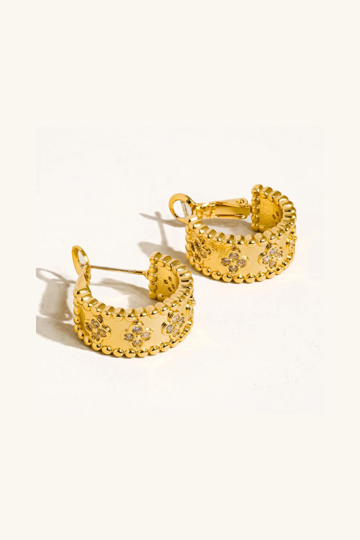 Ismaël Vintage Floral Hoop Earring
