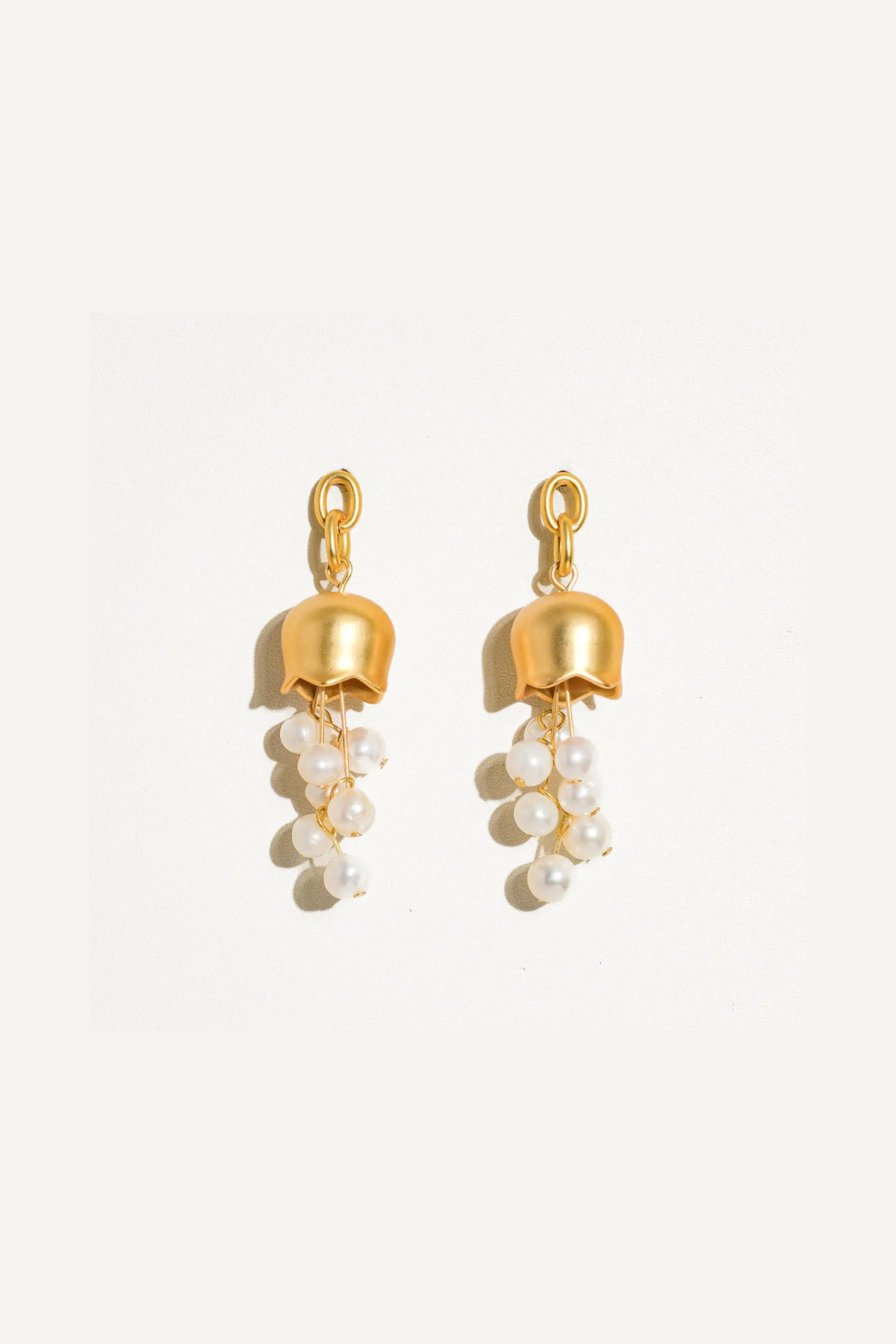 Merope Bellflower Pearl Earring