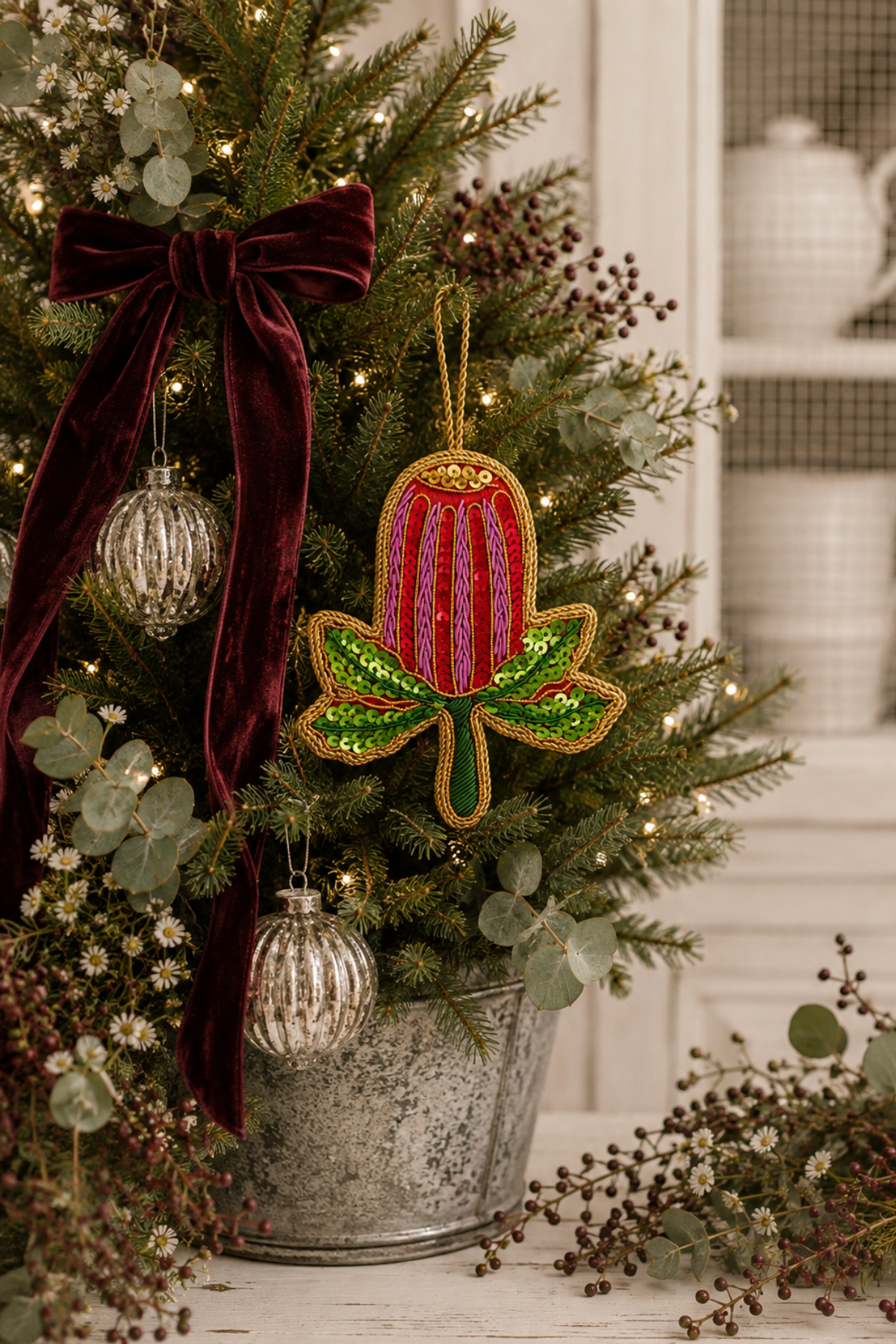 Banksia Beauty Sequin Tree Decoration
