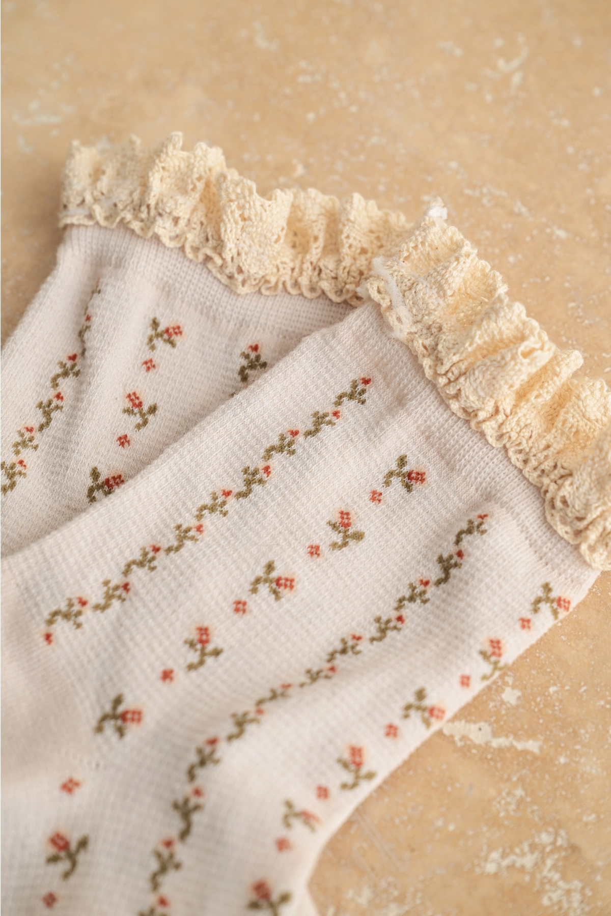Floral Print Crochet Trim Socks