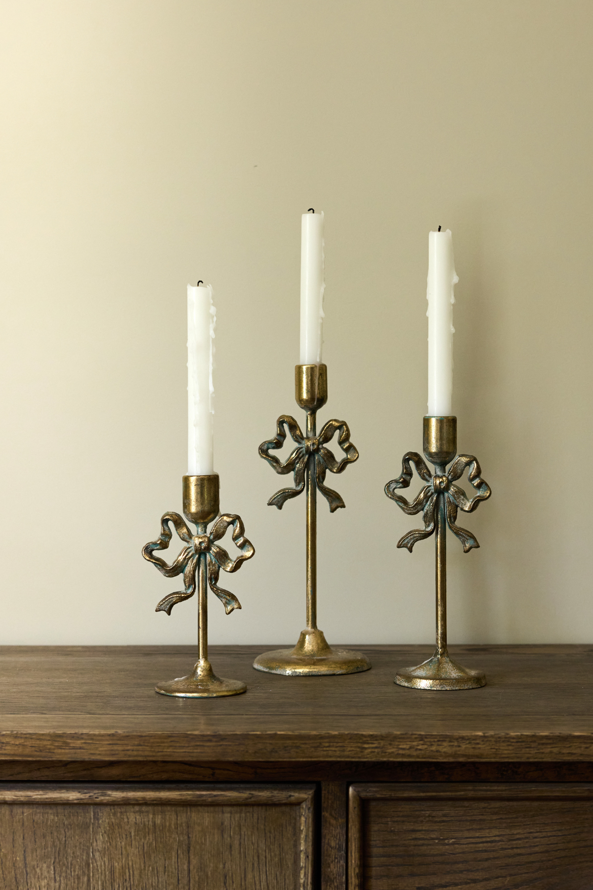 Bow Design Candleholder Large