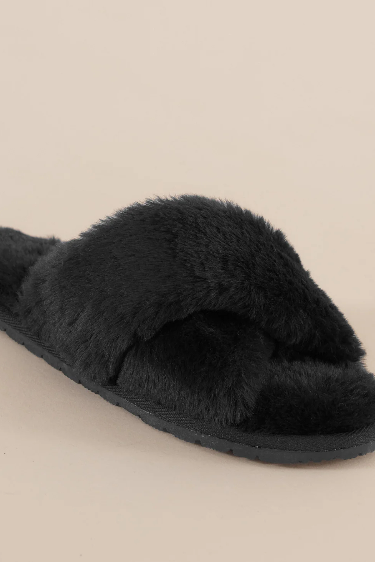 Milan Plush Slipper Black