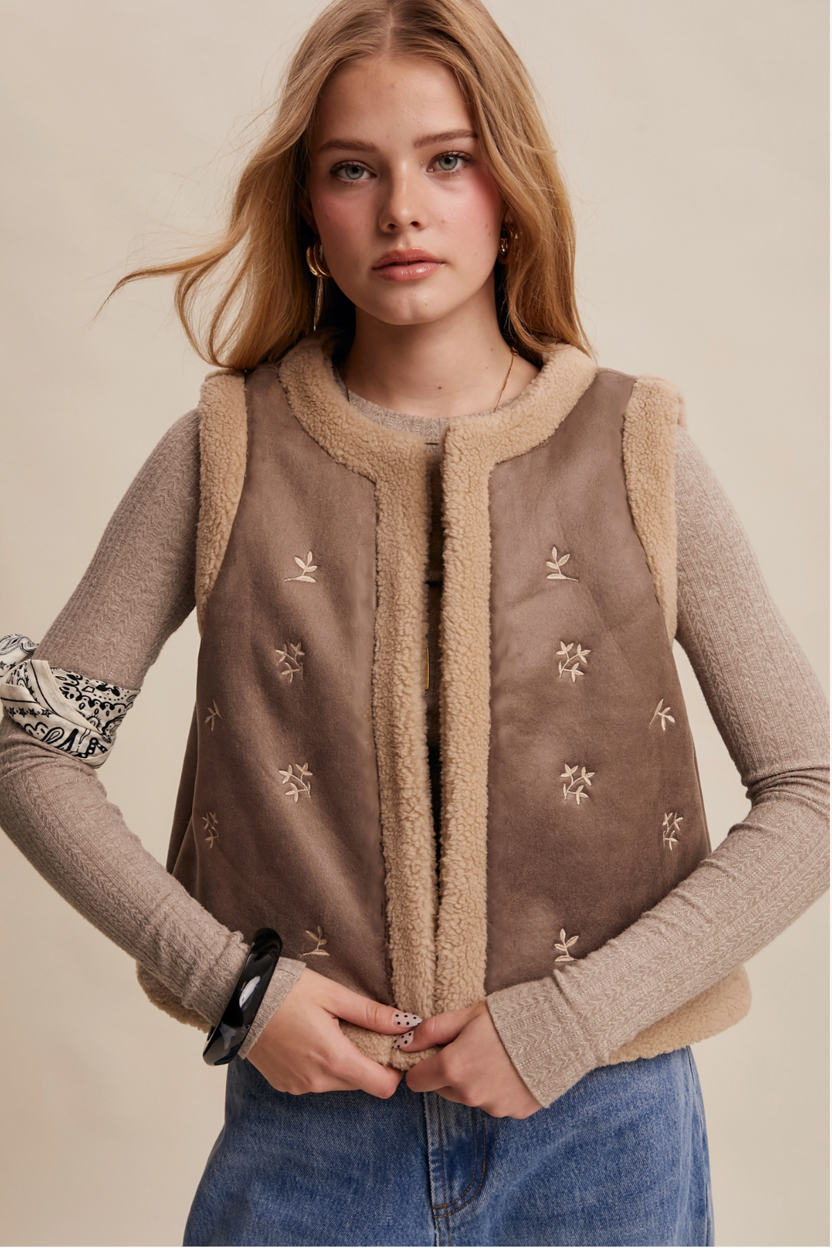 Heidi Sherpa Vest Earth