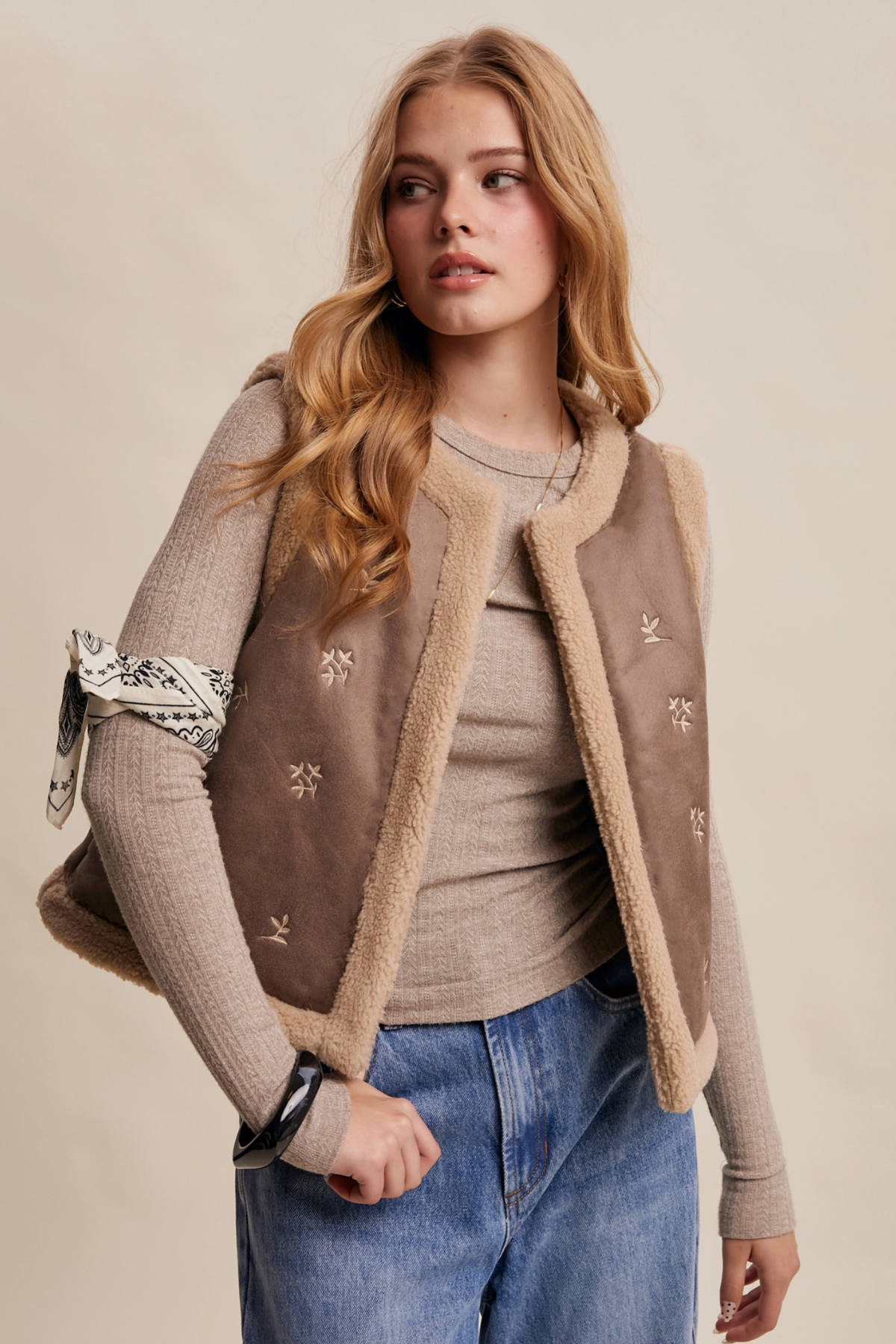 Heidi Sherpa Vest Earth