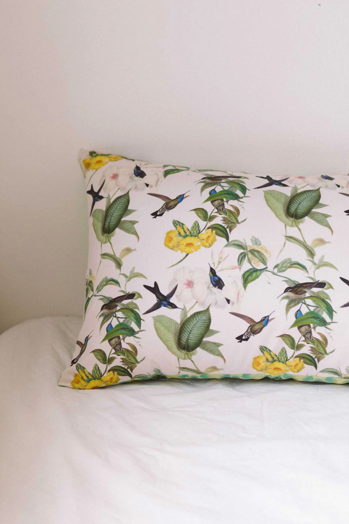 Hummingbird Pillowcase Set